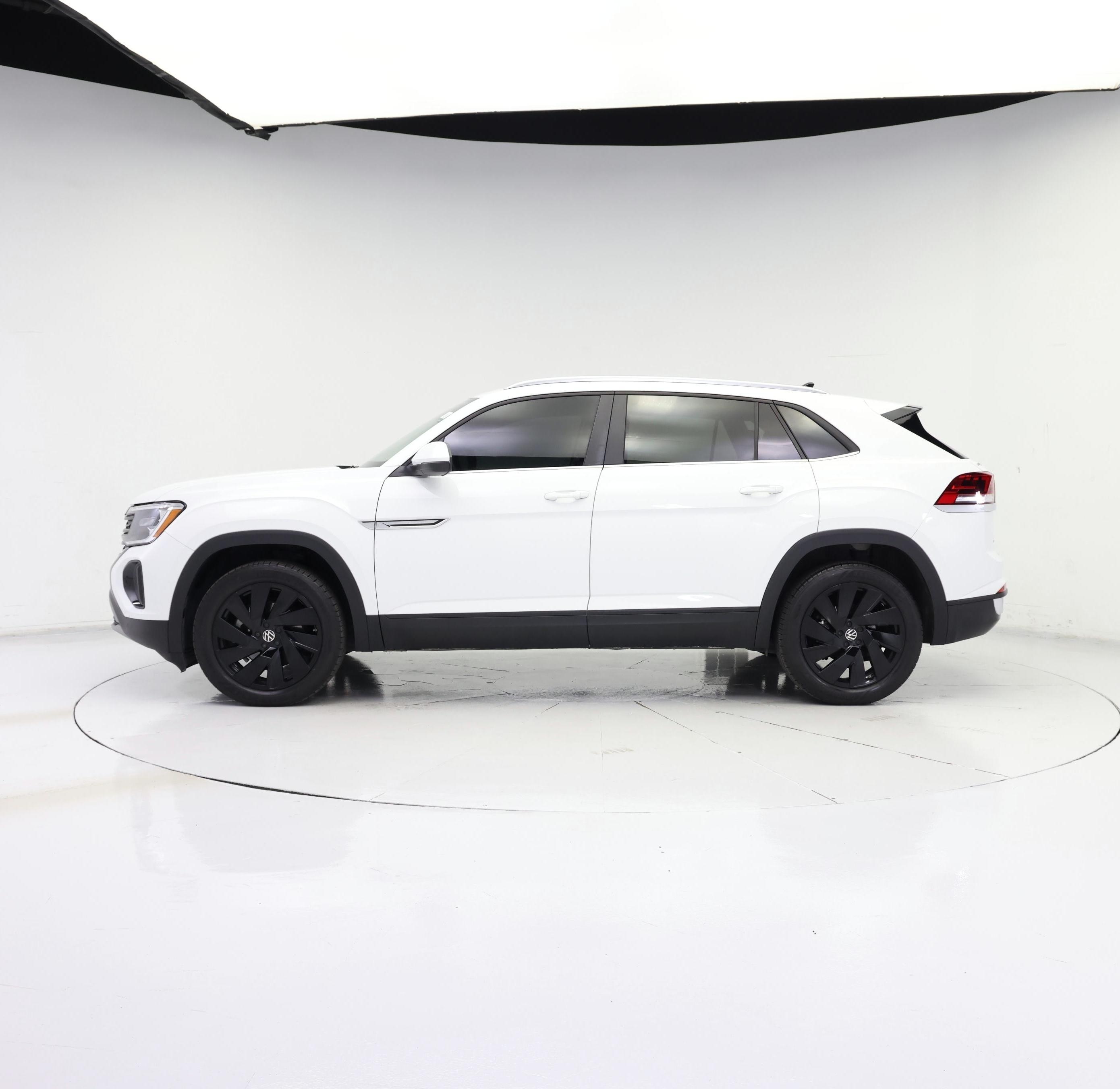 Thumbnail: 2024 Volkswagen Atlas - 3