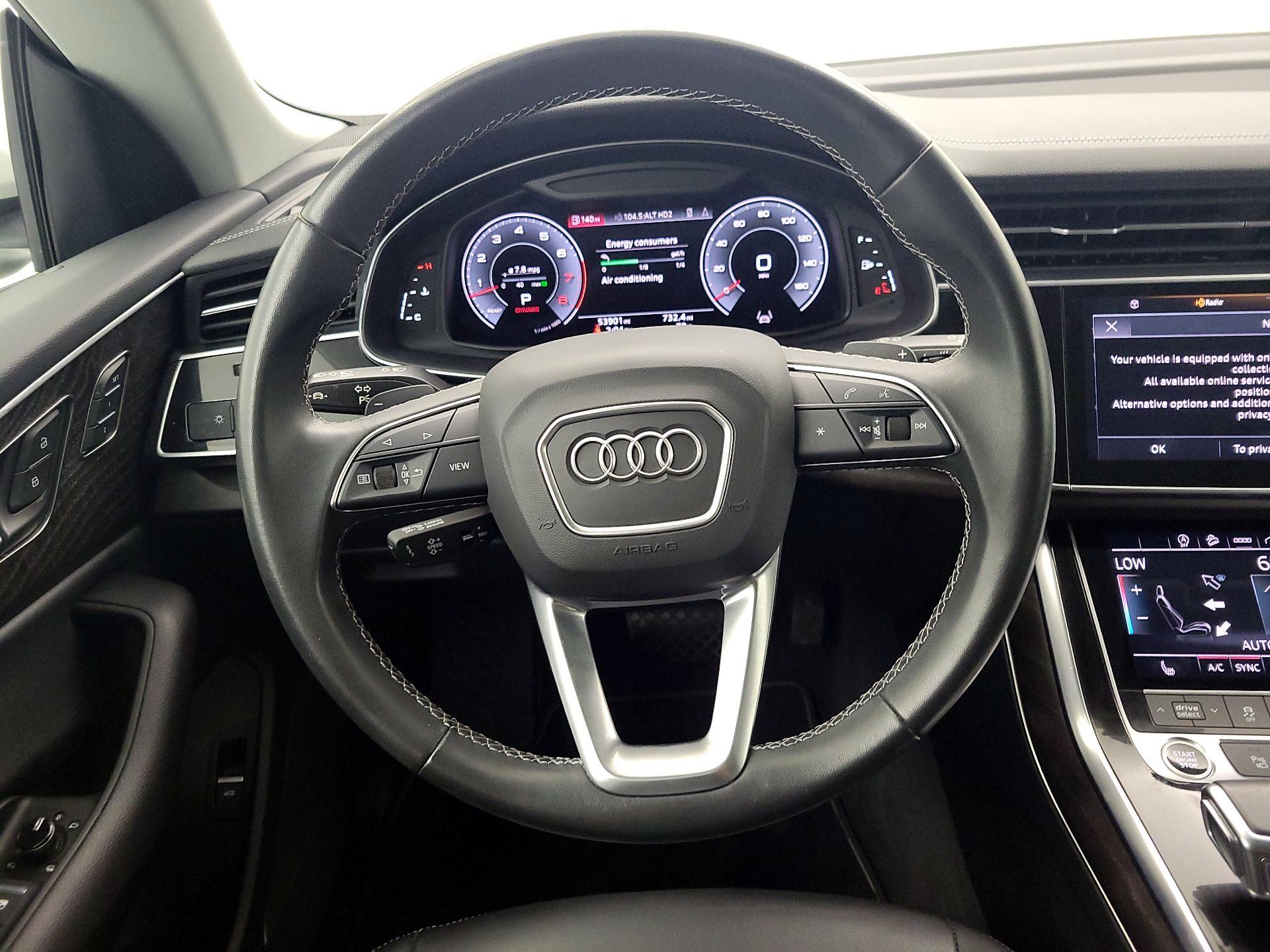 Thumbnail: 2023 Audi Q8 - 10