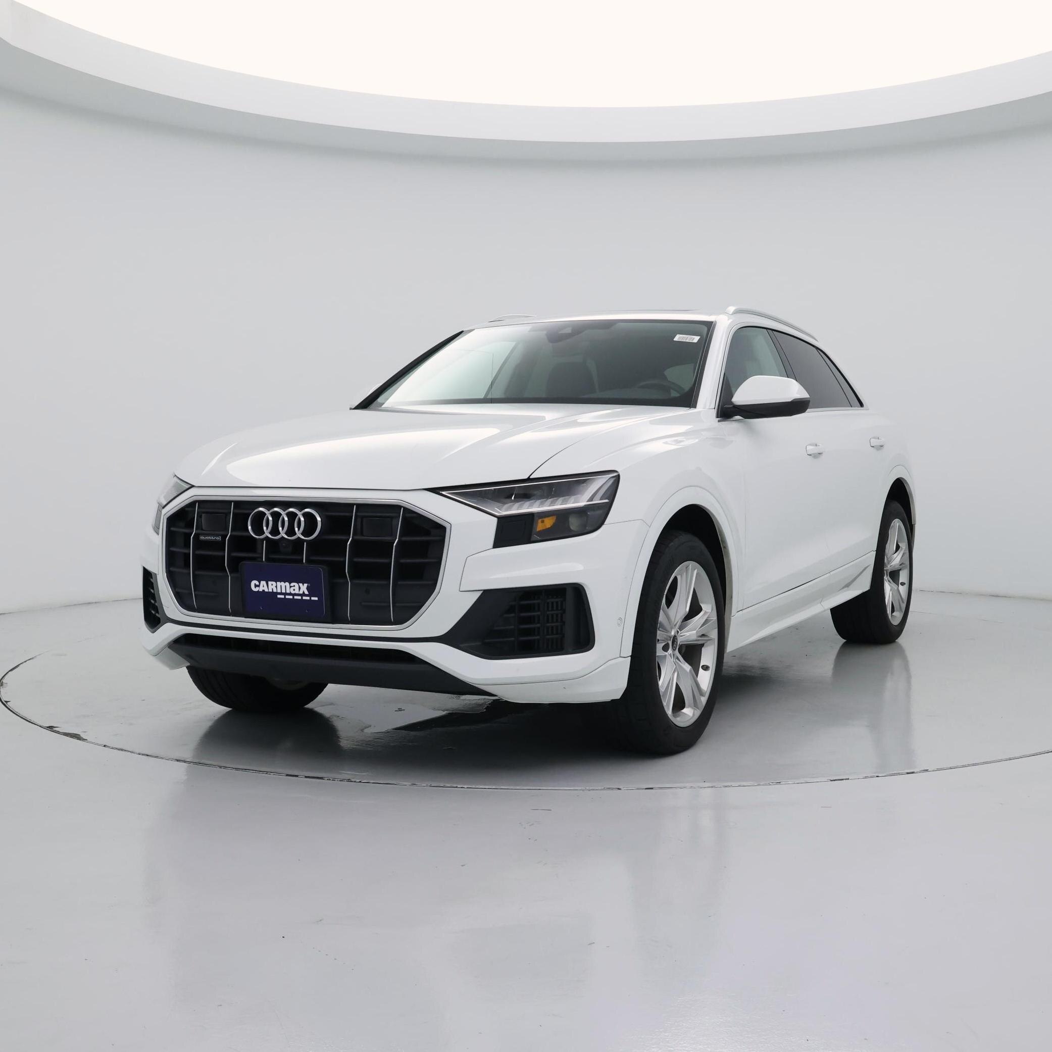 Thumbnail: 2023 Audi Q8 - 4