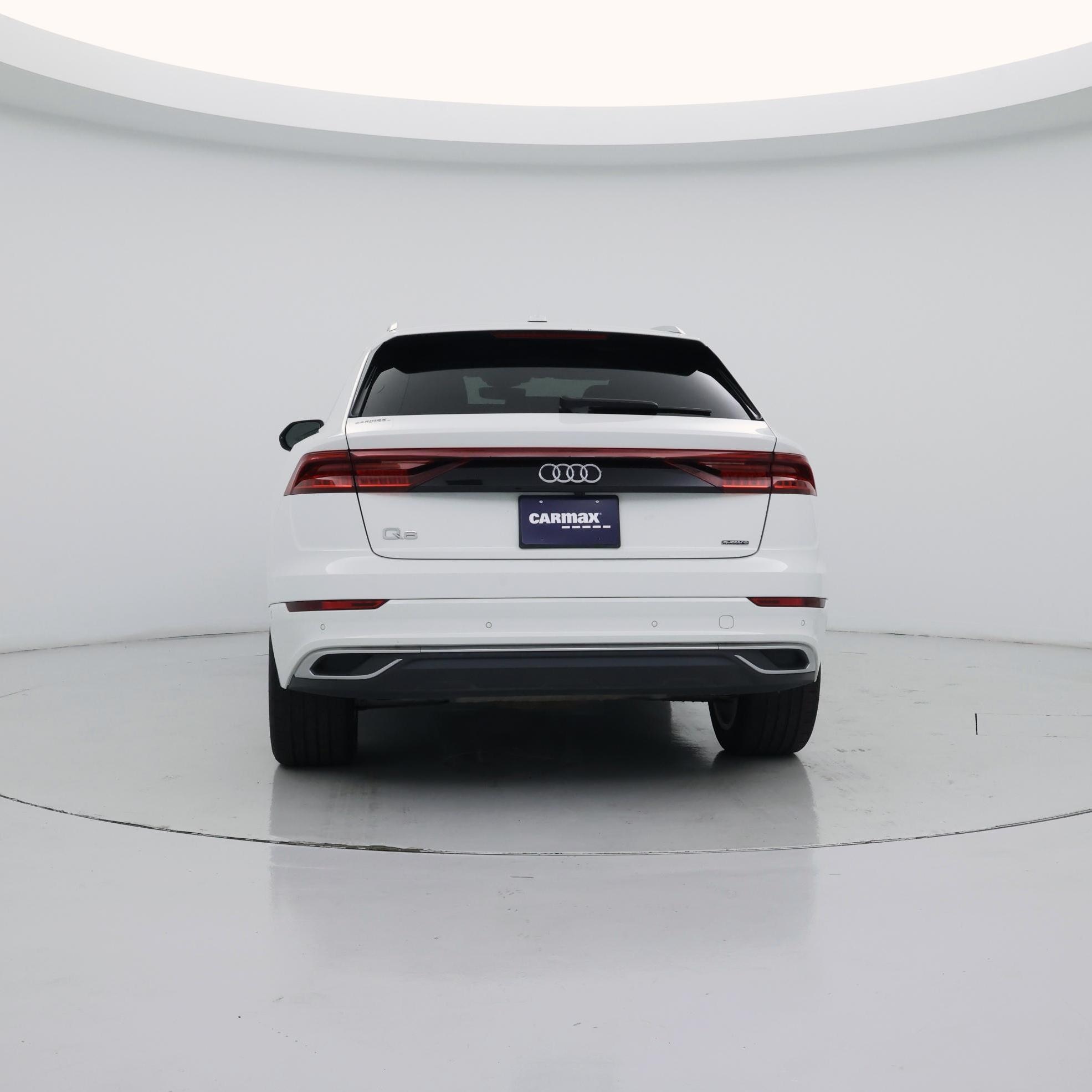 Thumbnail: 2023 Audi Q8 - 6