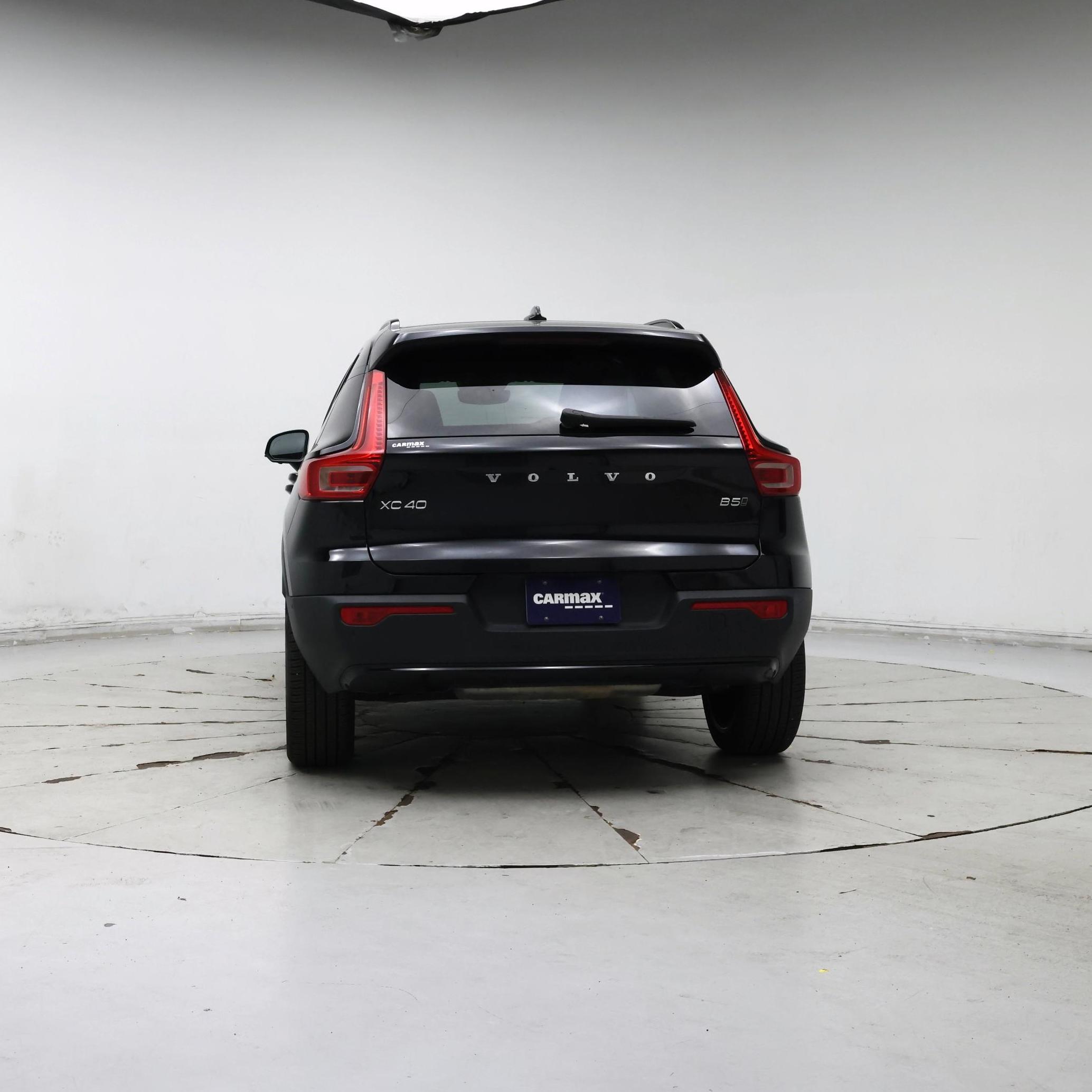 Thumbnail: 2025 Volvo XC40 - 6