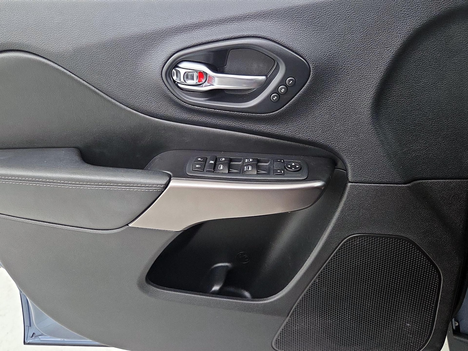 2020 Jeep Cherokee Limited - Photo 13