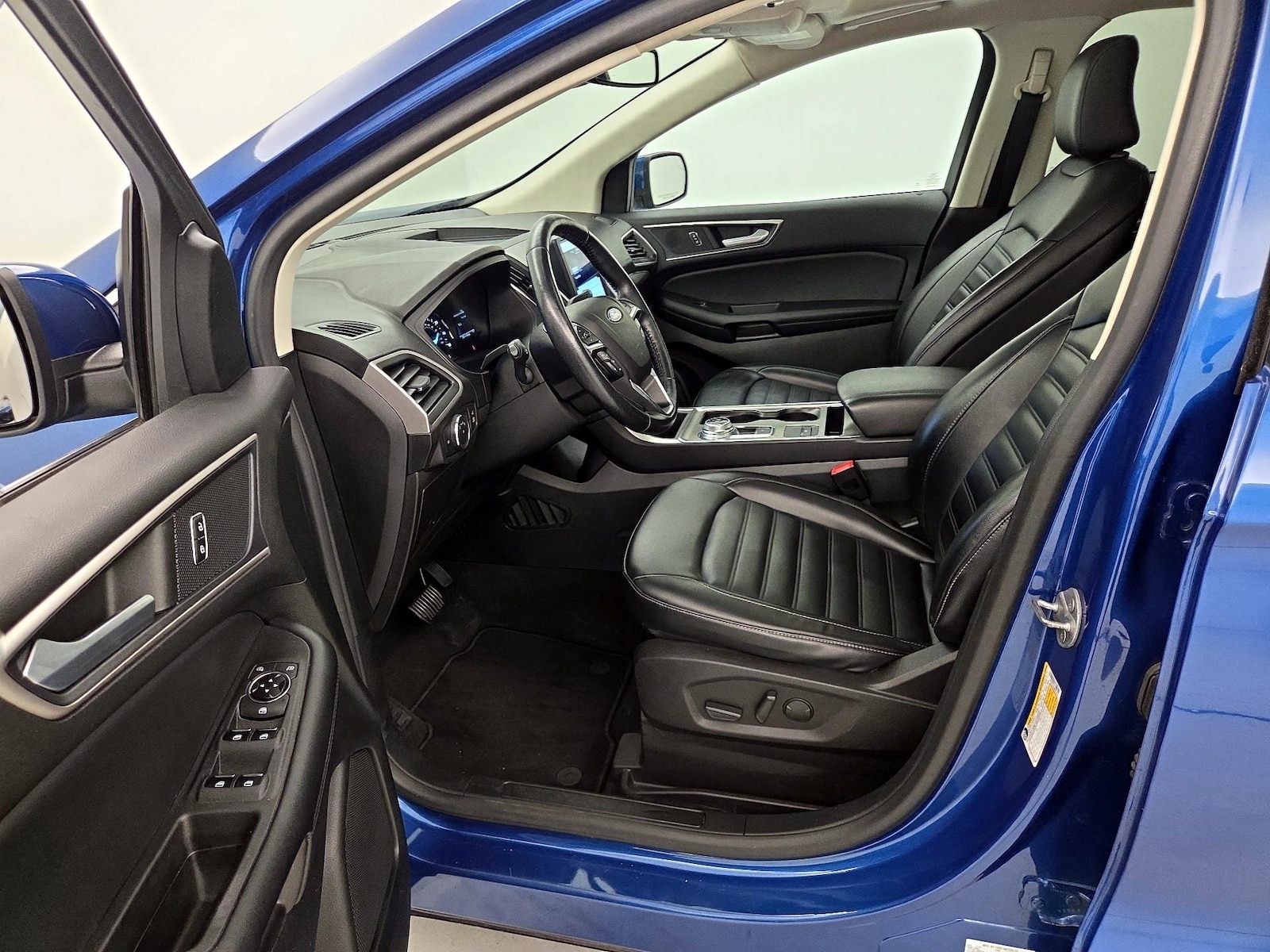 2022 Ford Edge SEL - Photo 12