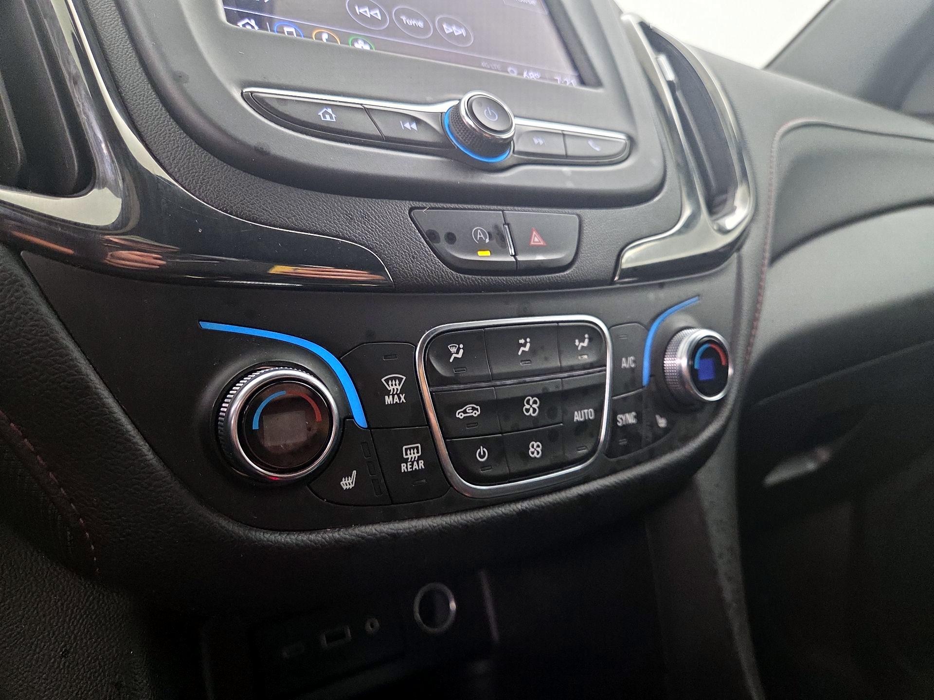 Thumbnail: 2022 Chevrolet Equinox - 16