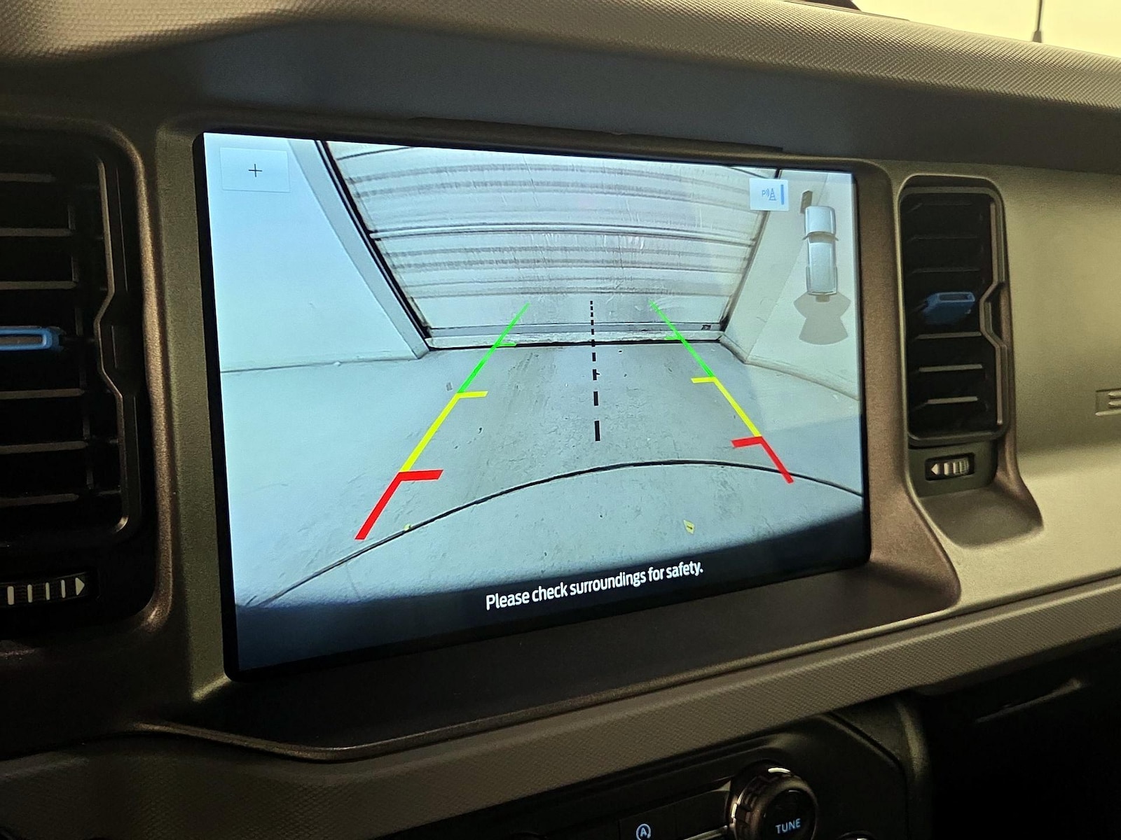 2024 Ford Bronco 2-Door Black Diamond - Photo 16