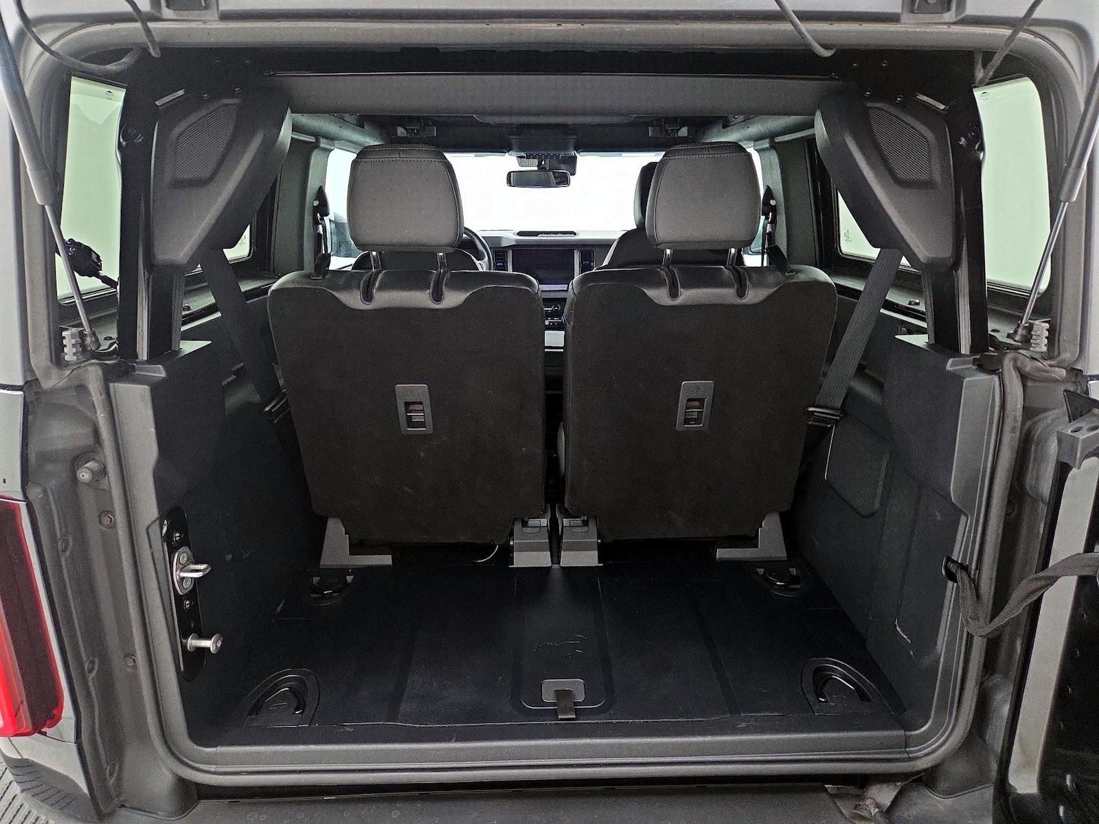 2024 Ford Bronco 2-Door Black Diamond - Photo 22