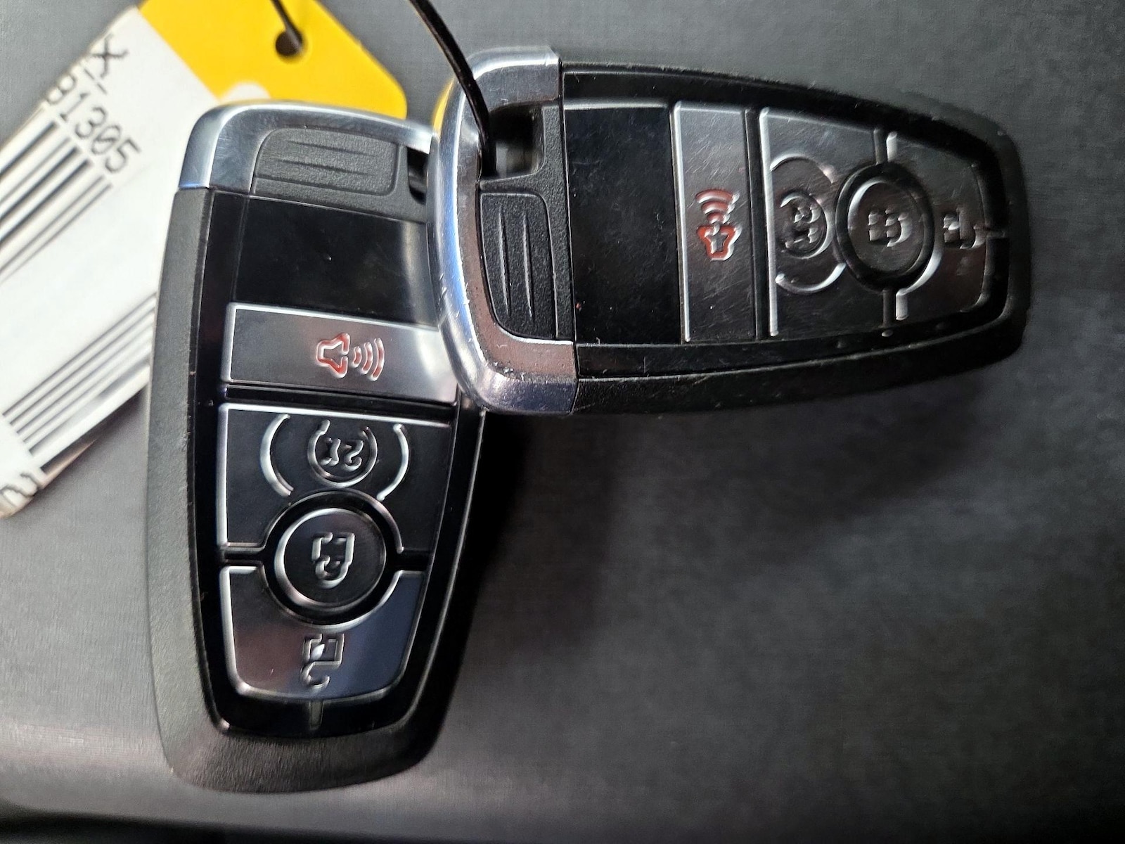 2024 Ford Bronco 2-Door Black Diamond - Photo 24