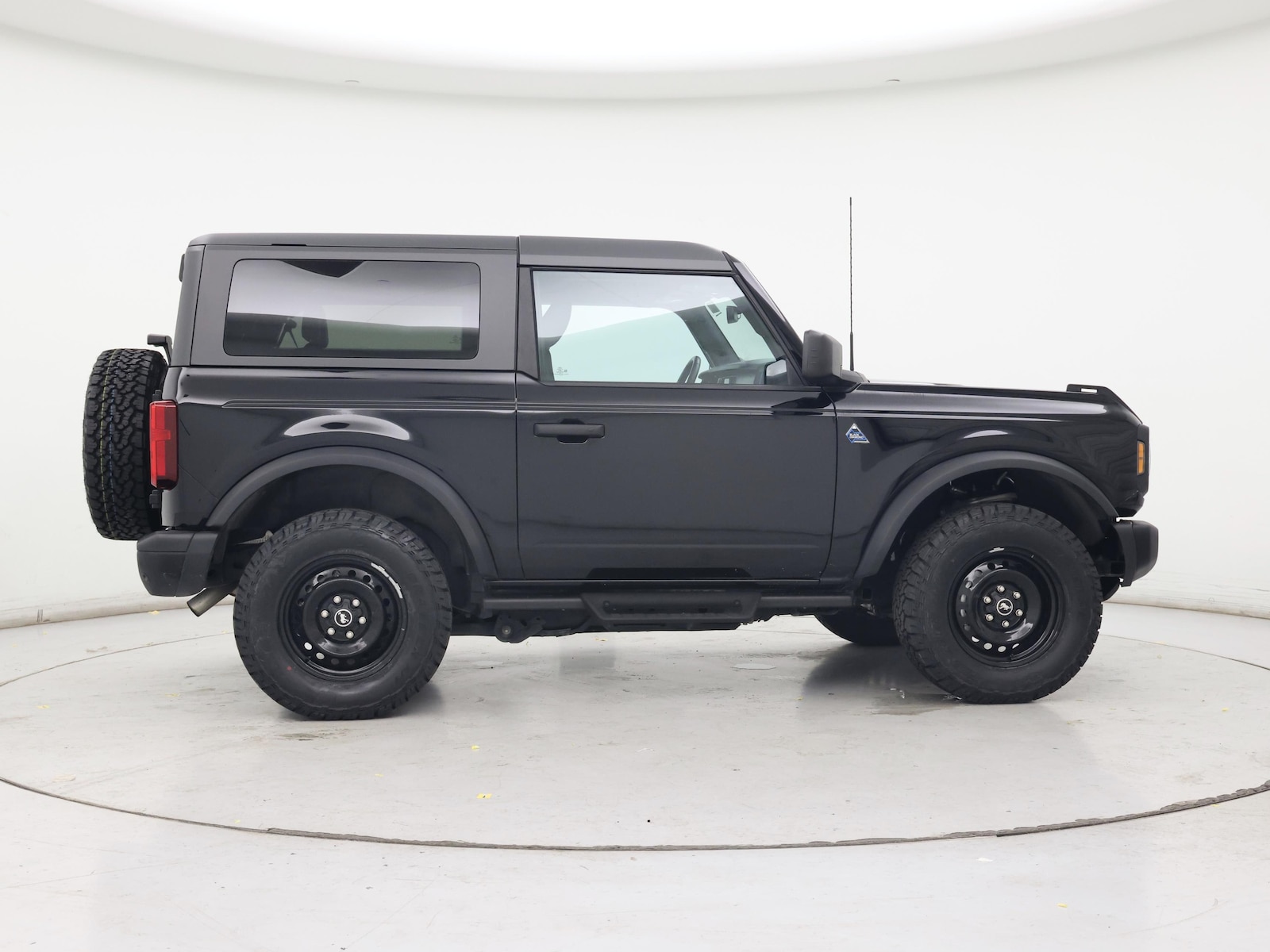 2024 Ford Bronco 2-Door Black Diamond - Photo 8