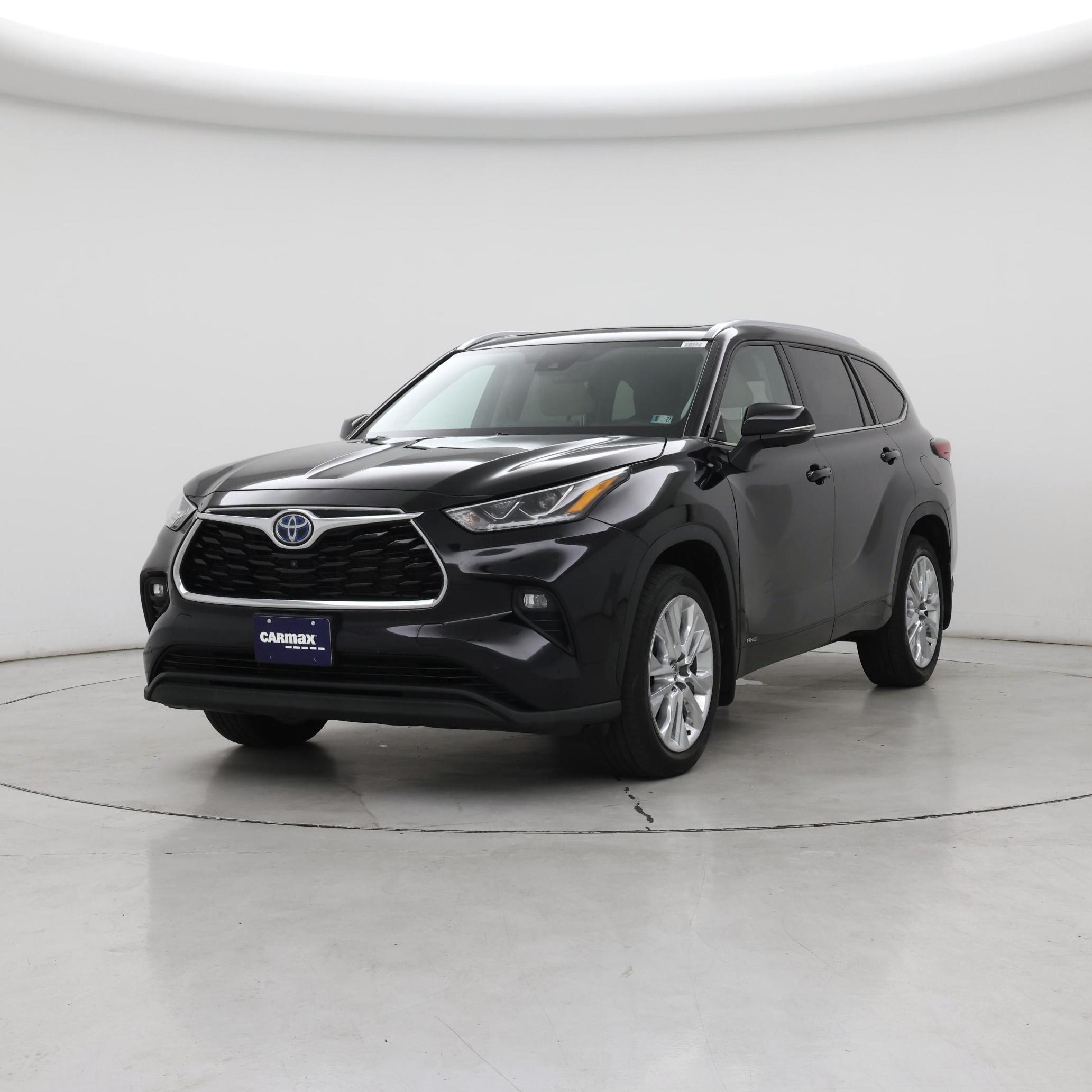 Thumbnail: 2023 Toyota Highlander - 4