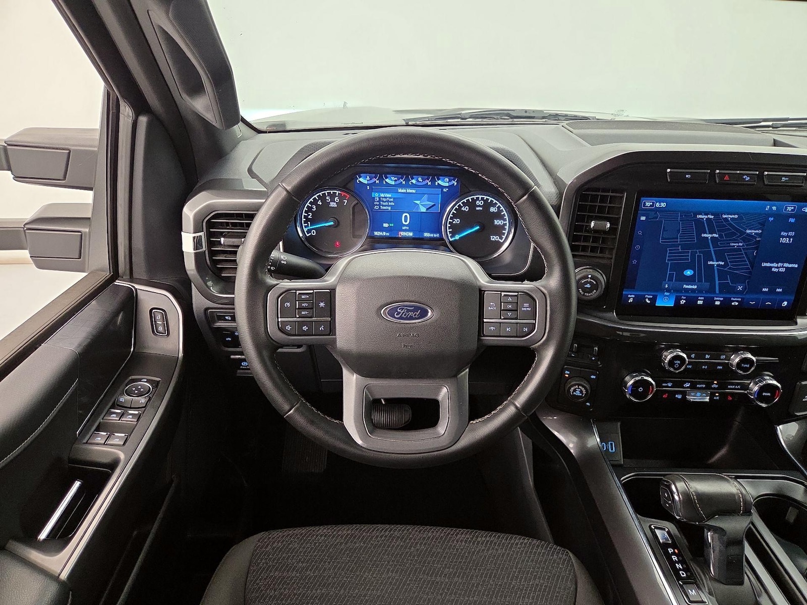2023 Ford F-150 XLT - Photo 11