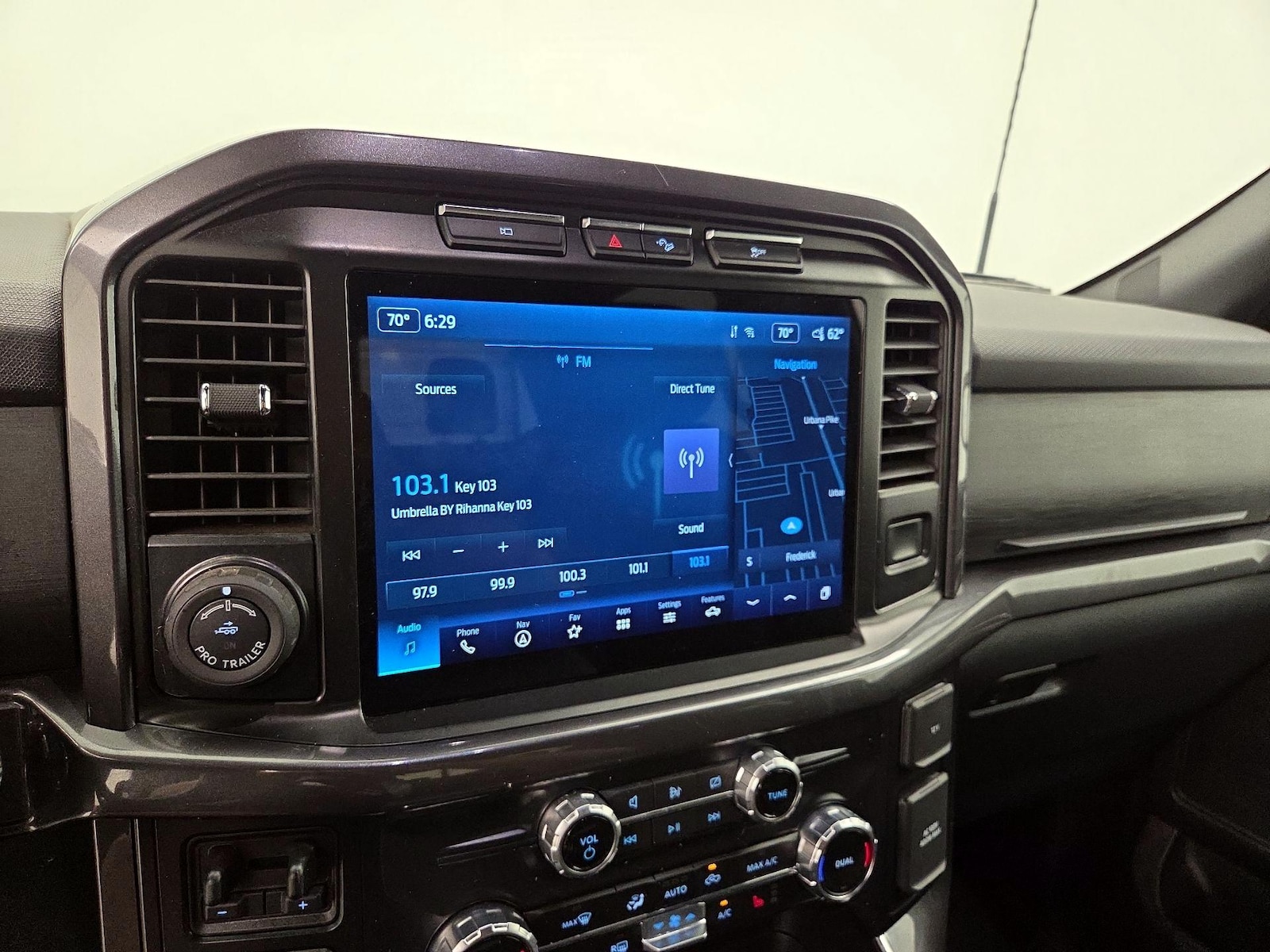 2023 Ford F-150 XLT - Photo 17
