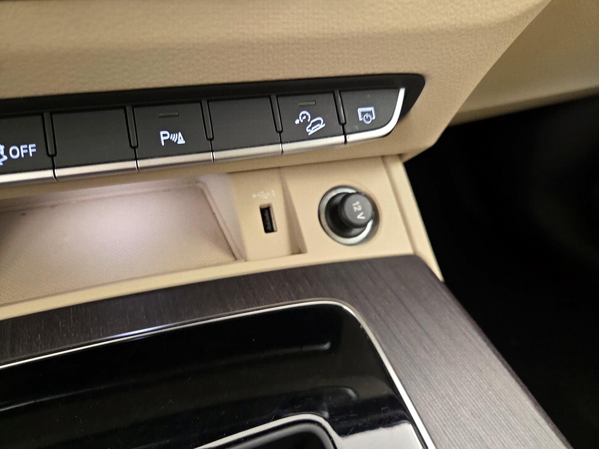 Thumbnail: 2021 Audi Q5 - 18