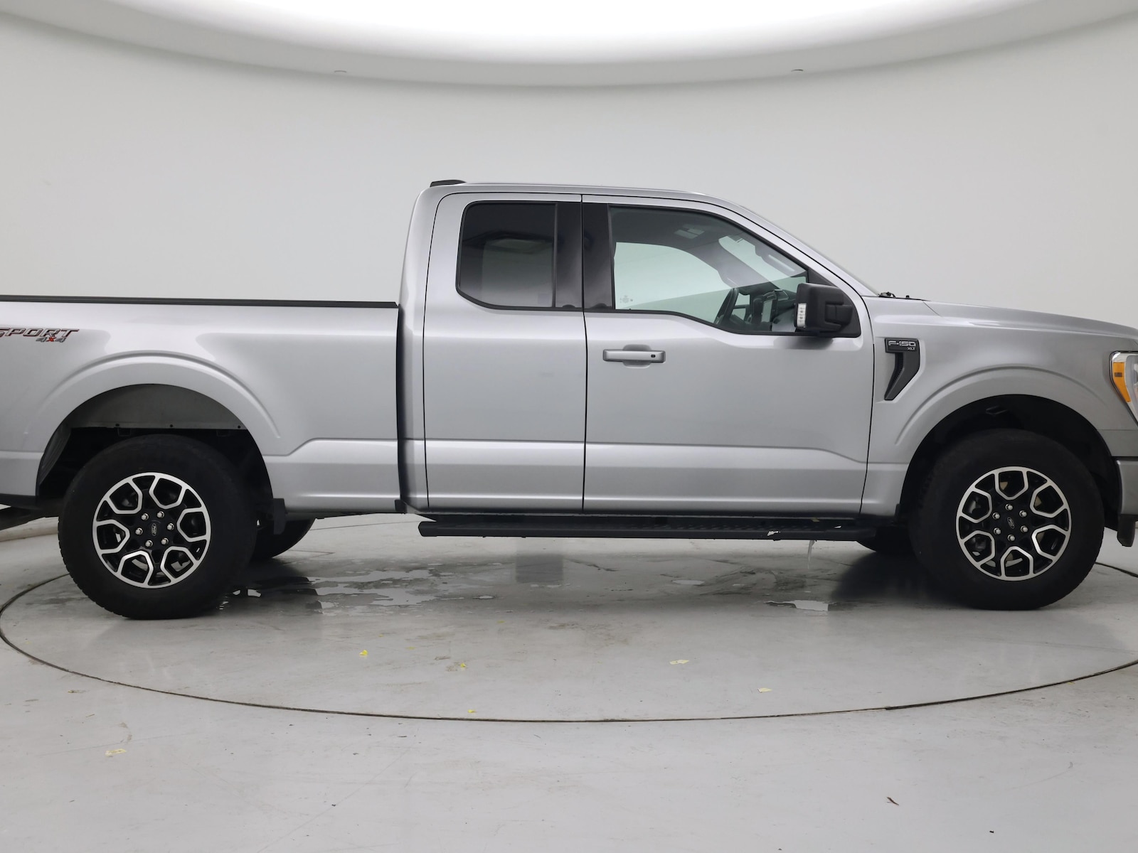 2023 Ford F-150 XLT - Photo 8