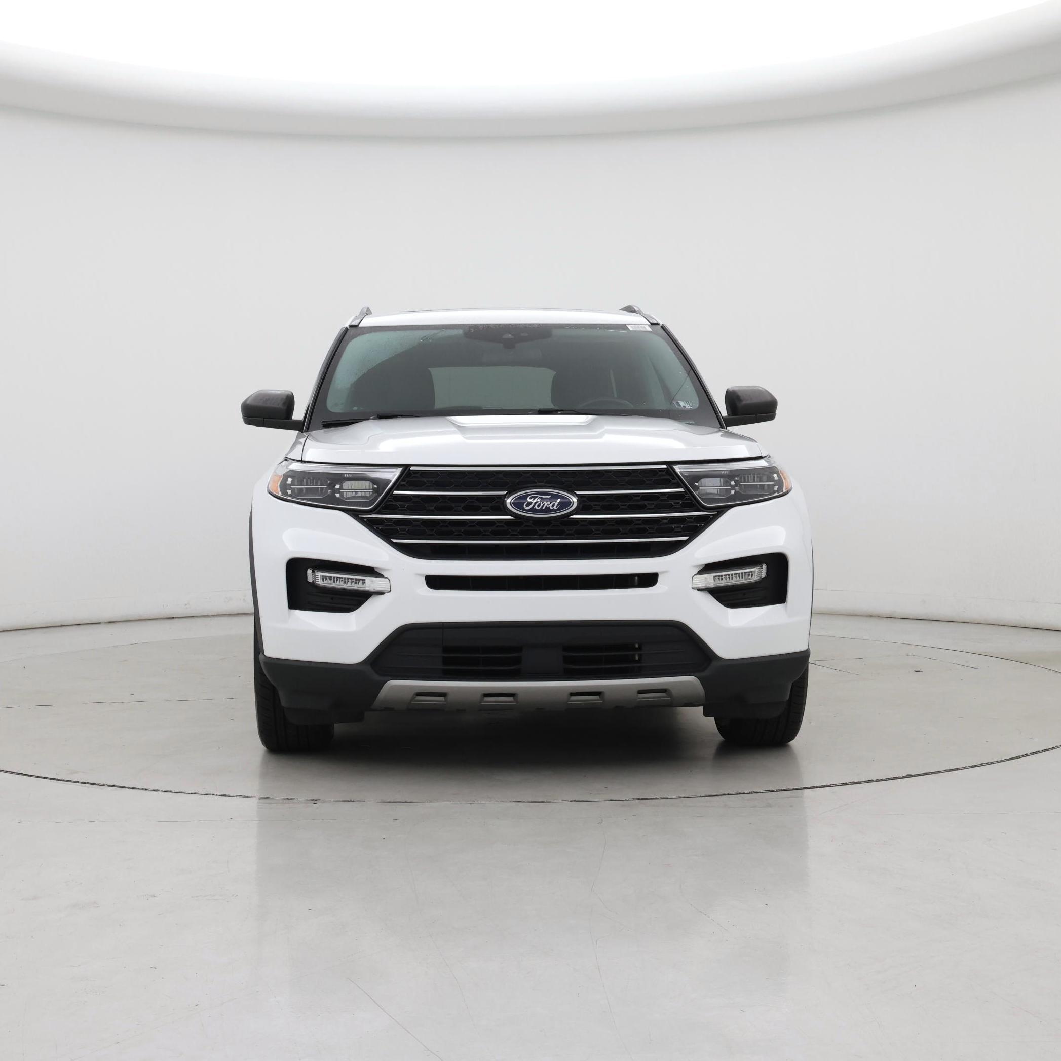 Thumbnail: 2021 Ford Explorer - 5