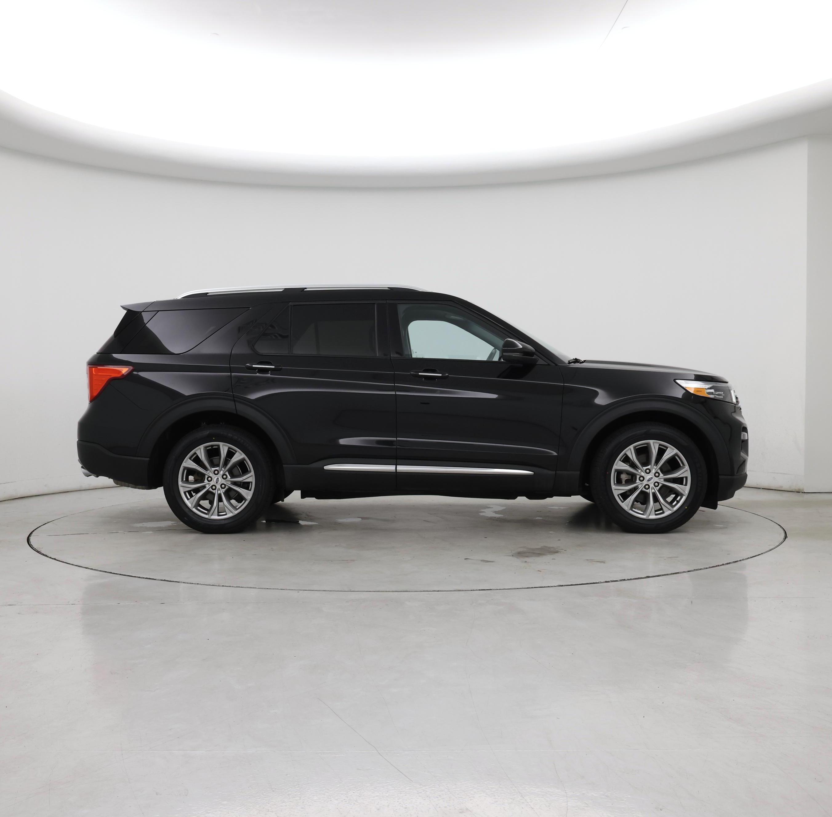 Thumbnail: 2023 Ford Explorer - 7