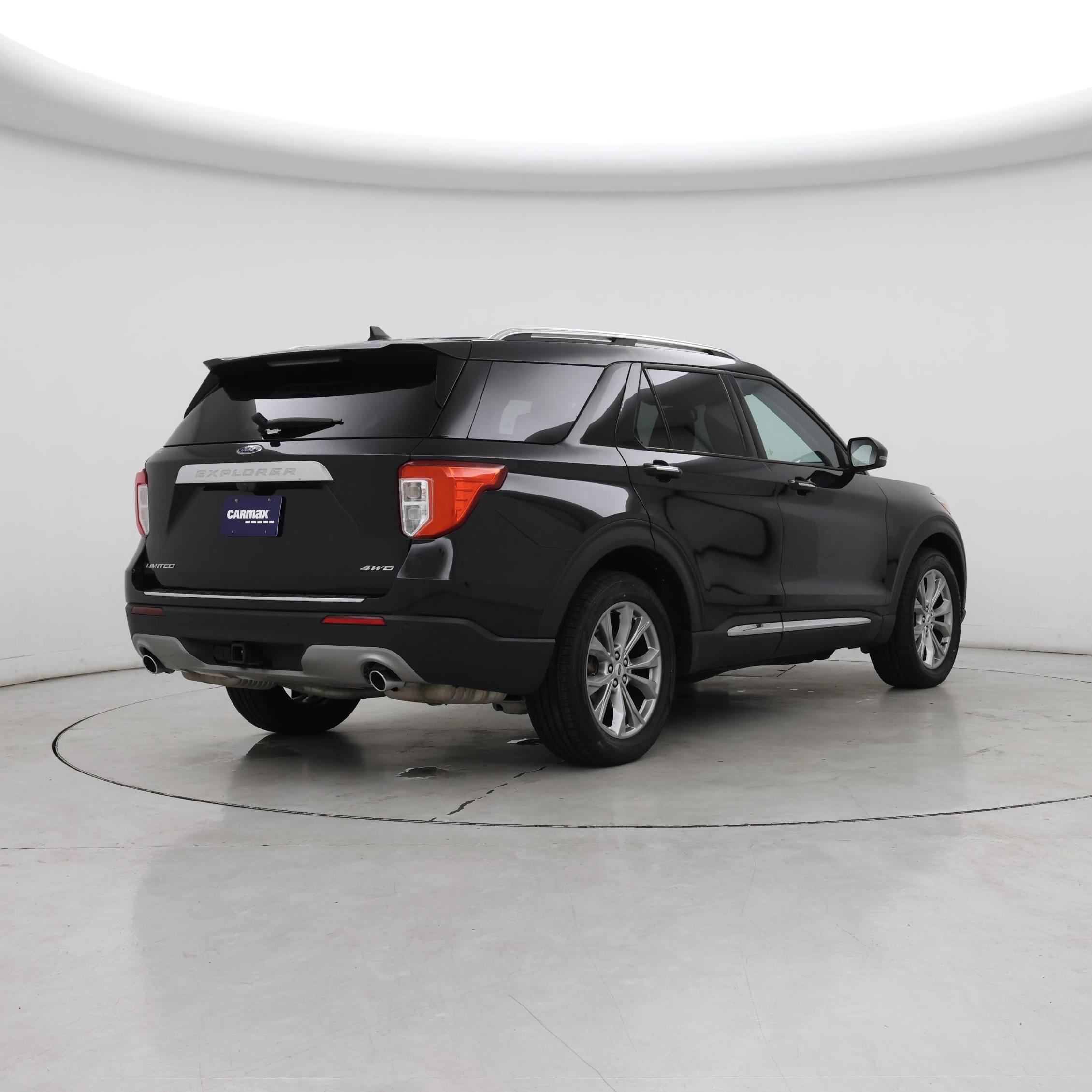 Thumbnail: 2023 Ford Explorer - 8