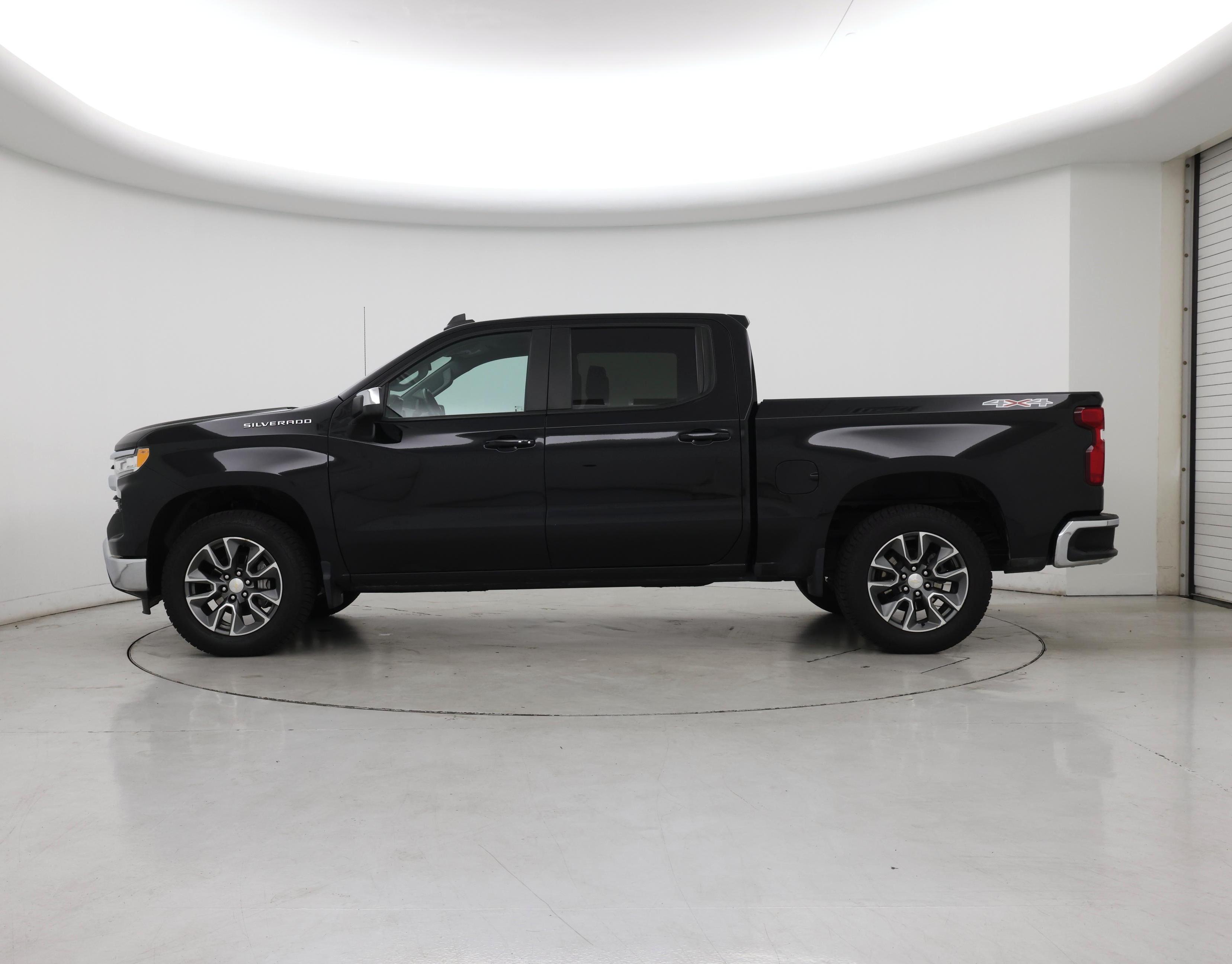 Thumbnail: 2023 Chevrolet Silverado 1500 - 3