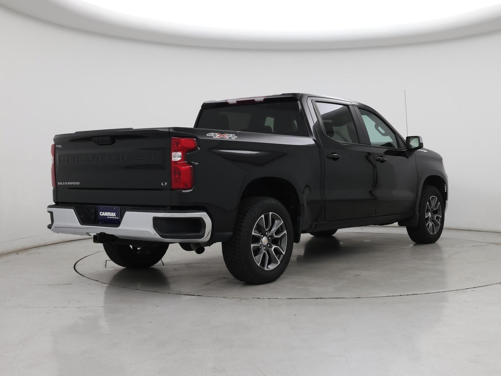 2023 Chevrolet Silverado 1500 LT - Photo 9