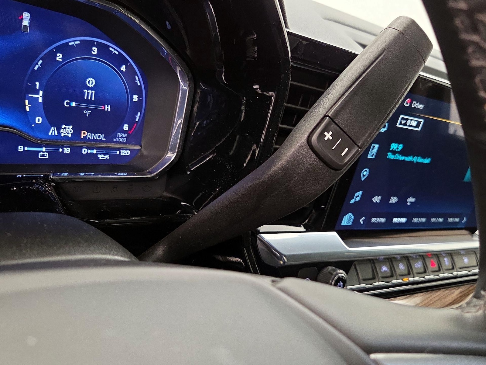 2024 Chevrolet Silverado 1500 LT - Photo 19