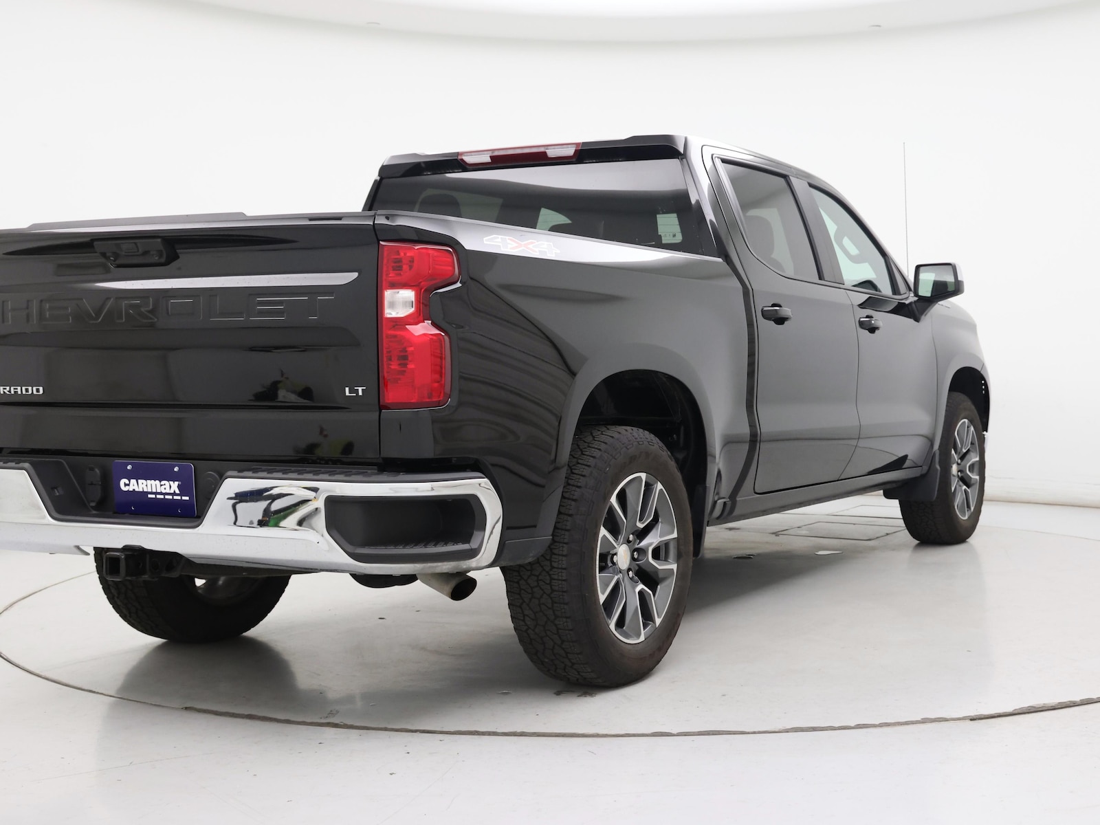 2024 Chevrolet Silverado 1500 LT - Photo 9