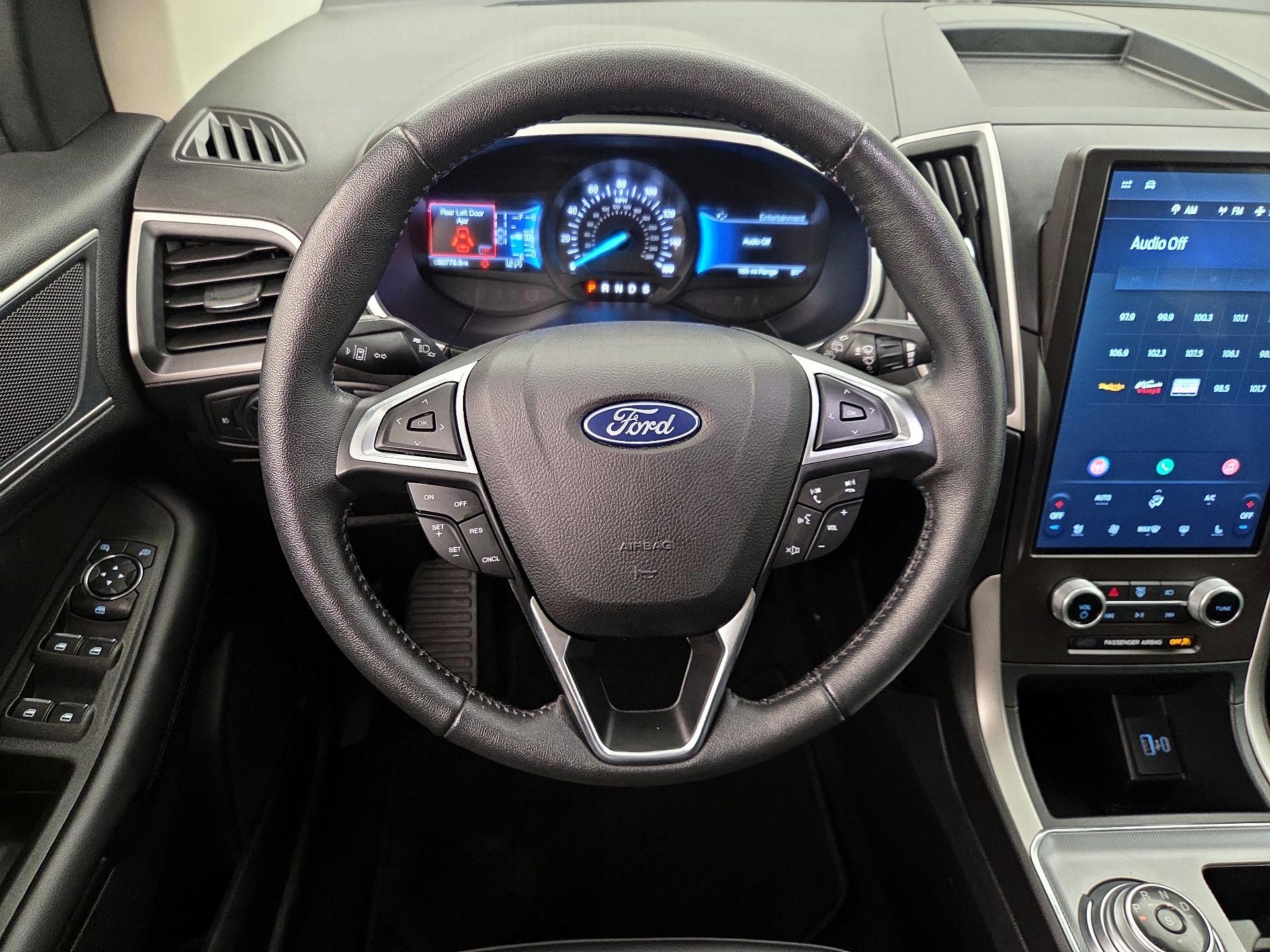 Thumbnail: 2021 Ford Edge - 10