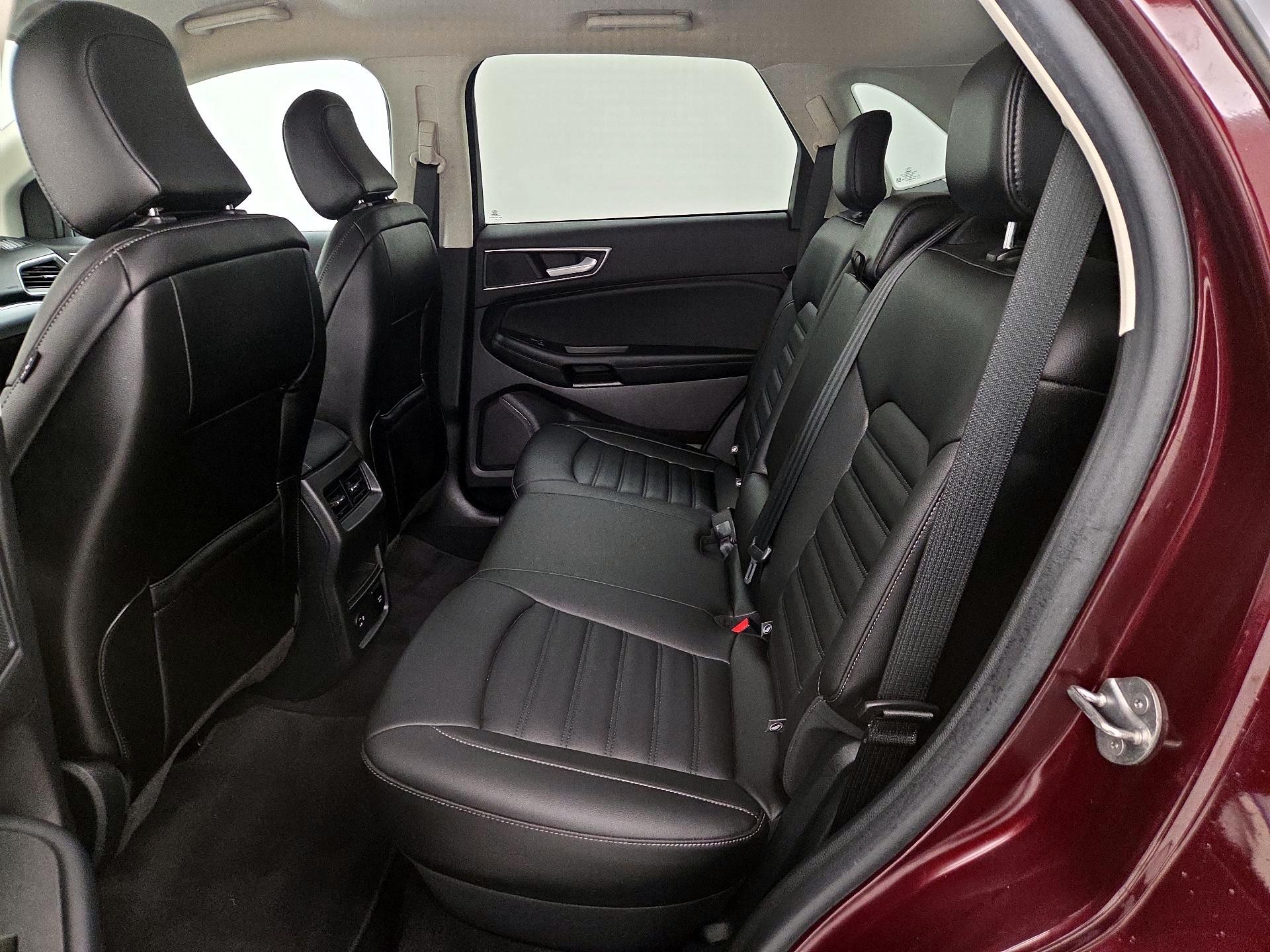 Thumbnail: 2021 Ford Edge - 19