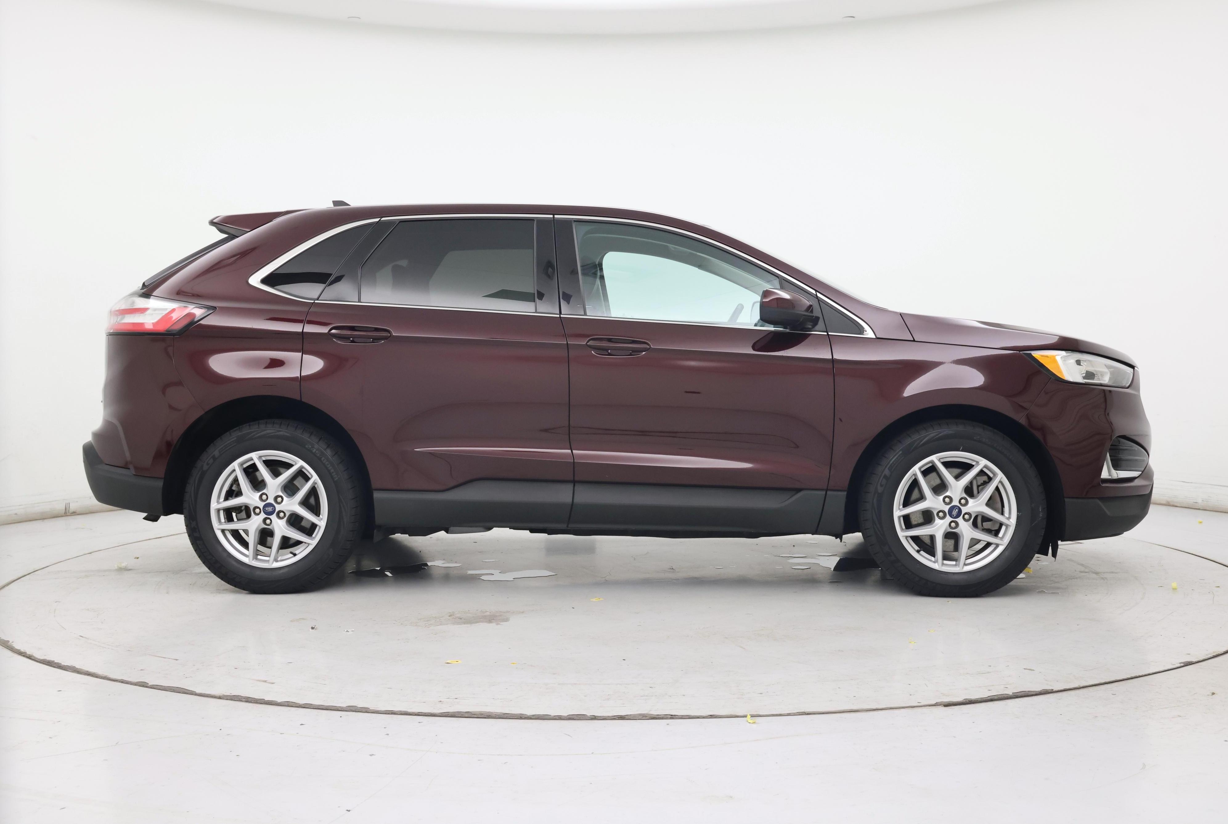 Thumbnail: 2021 Ford Edge - 7