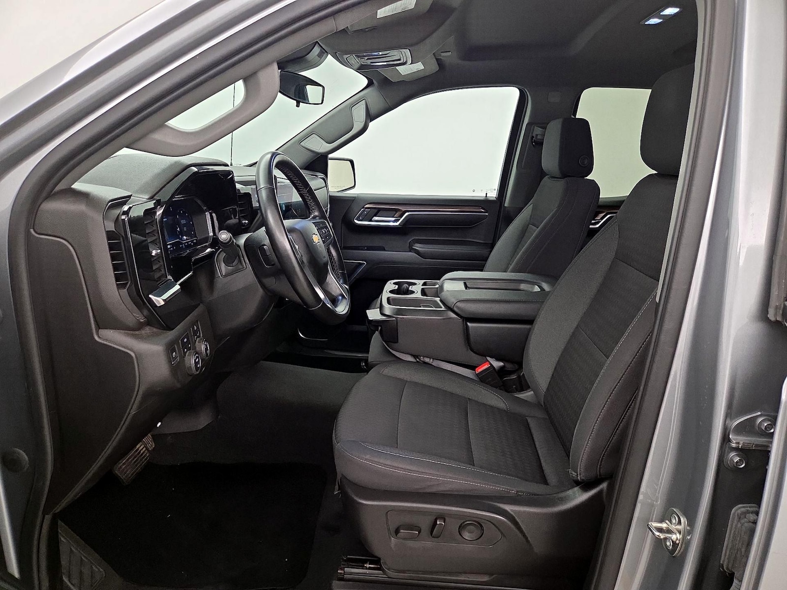 2023 Chevrolet Silverado 1500 LT - Photo 12
