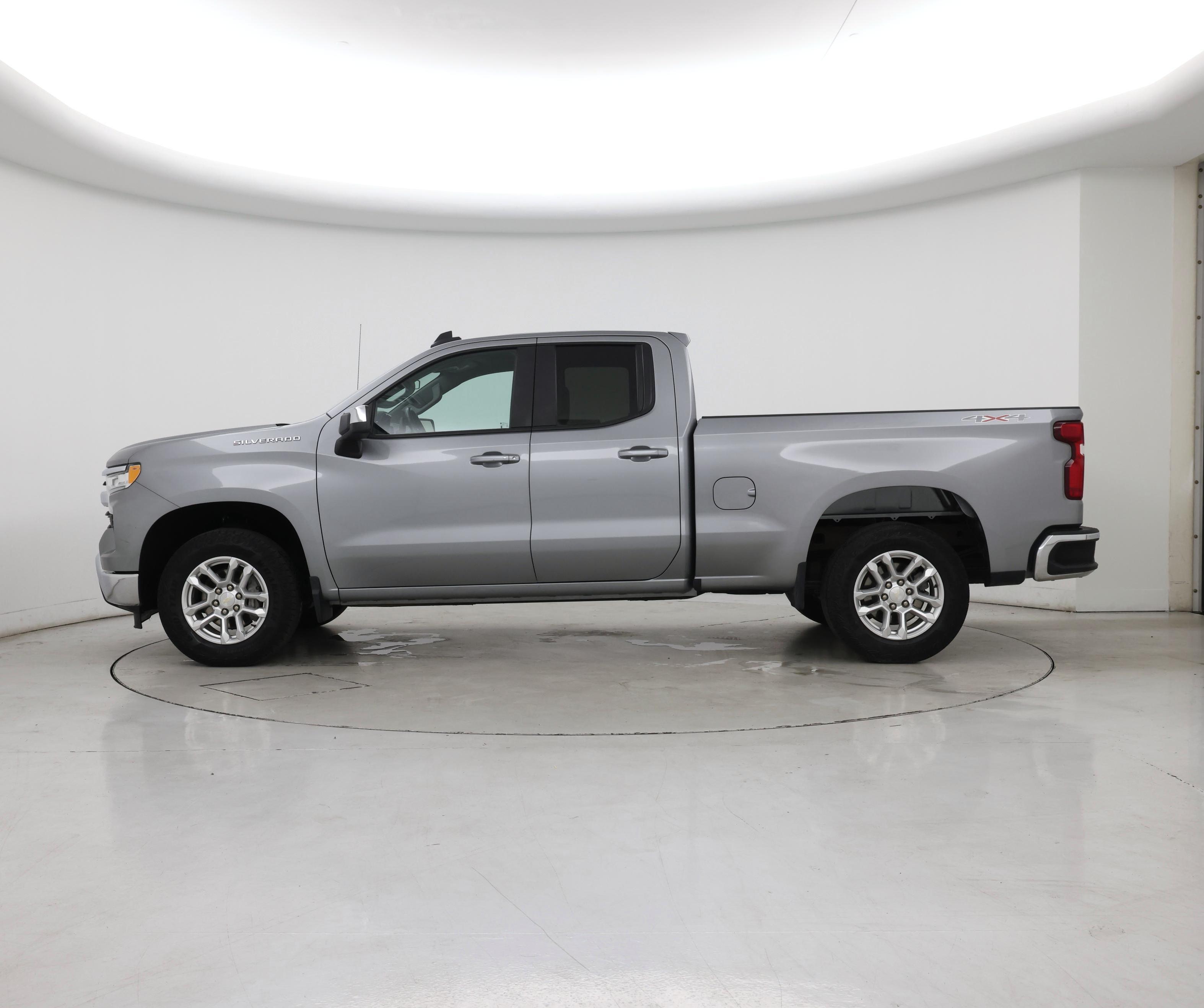 Thumbnail: 2023 Chevrolet Silverado 1500 - 3