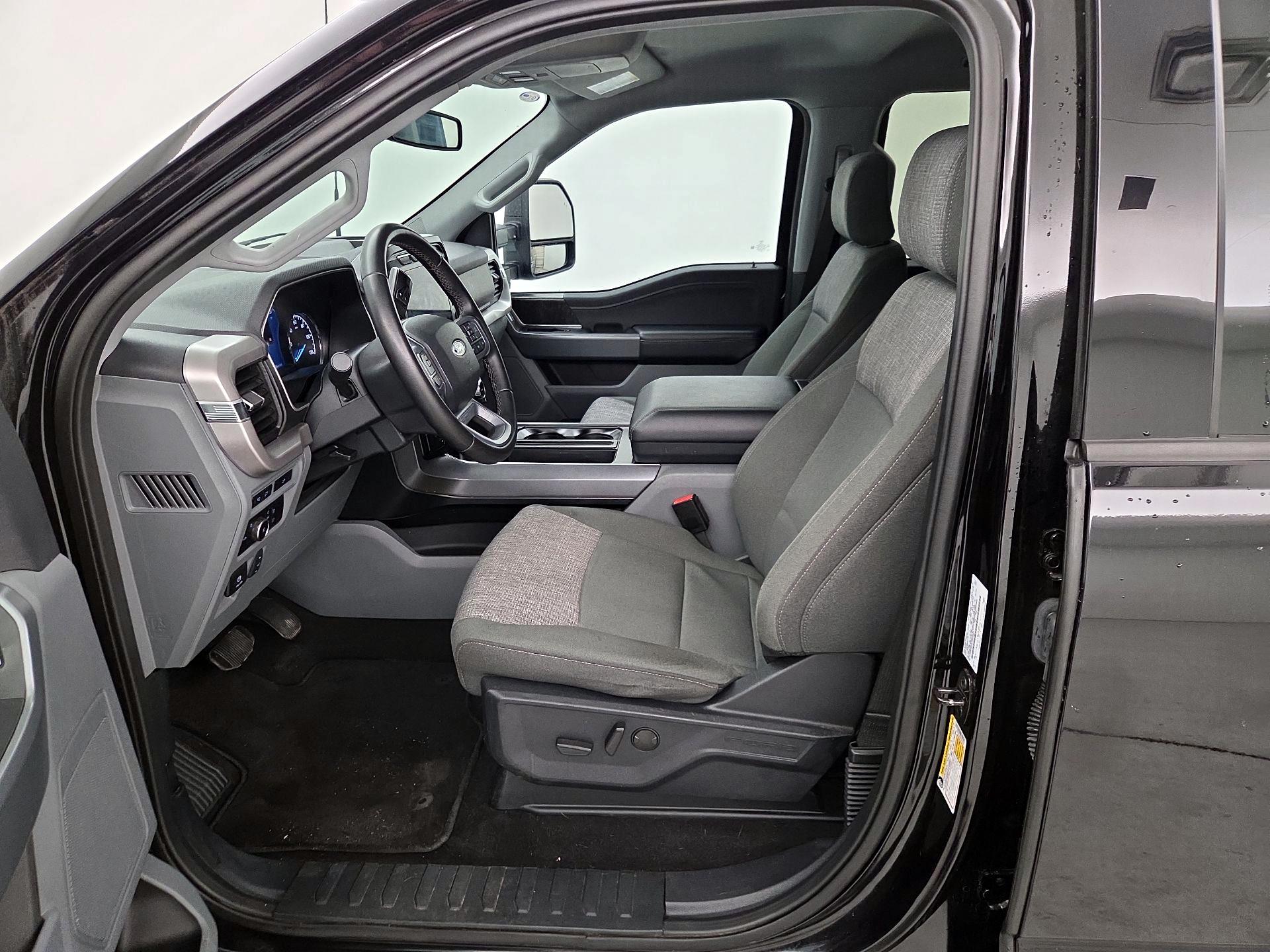 Thumbnail: 2023 Ford F-150 - 11