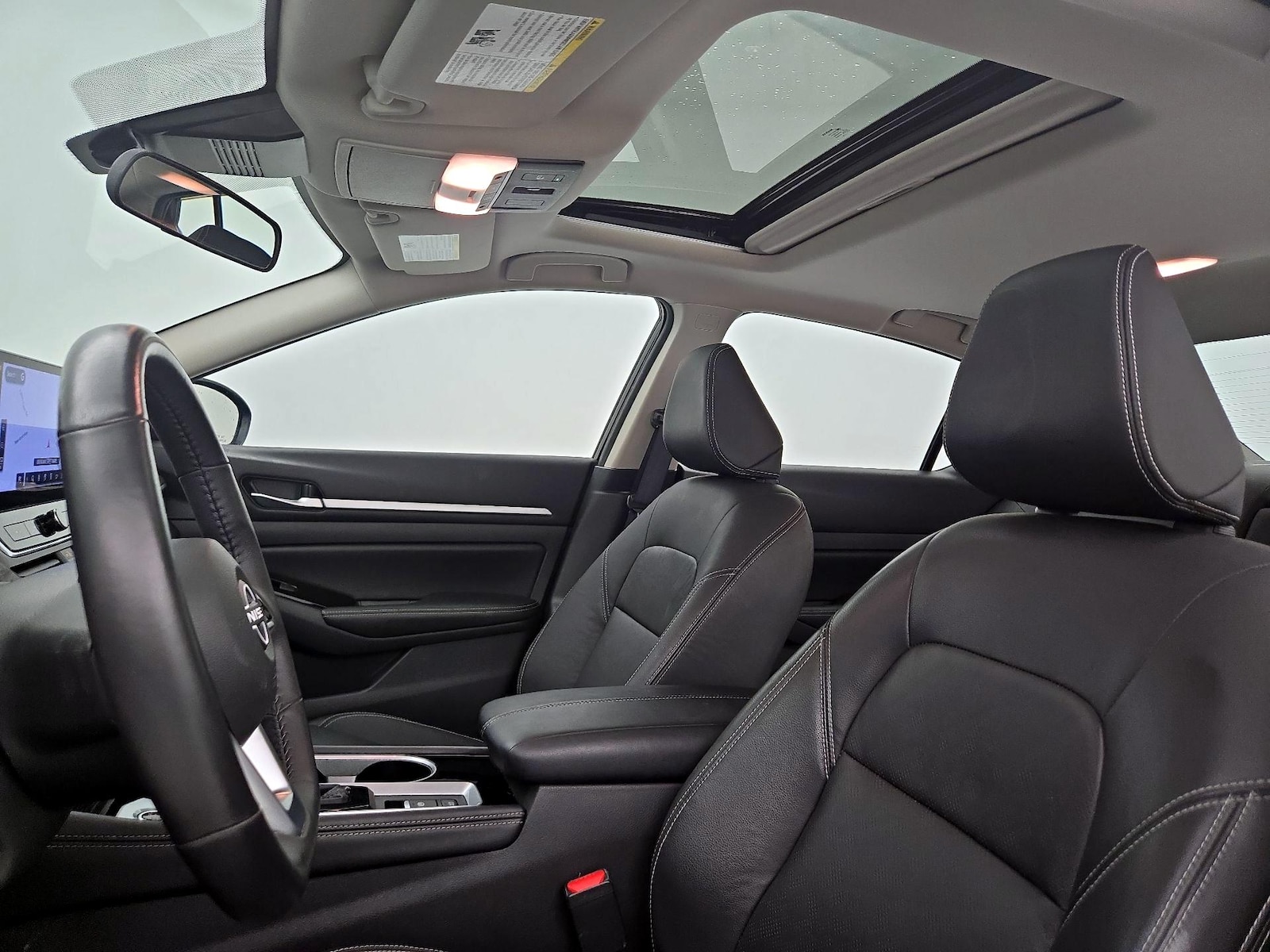 2025 Nissan Altima SL - Photo 21