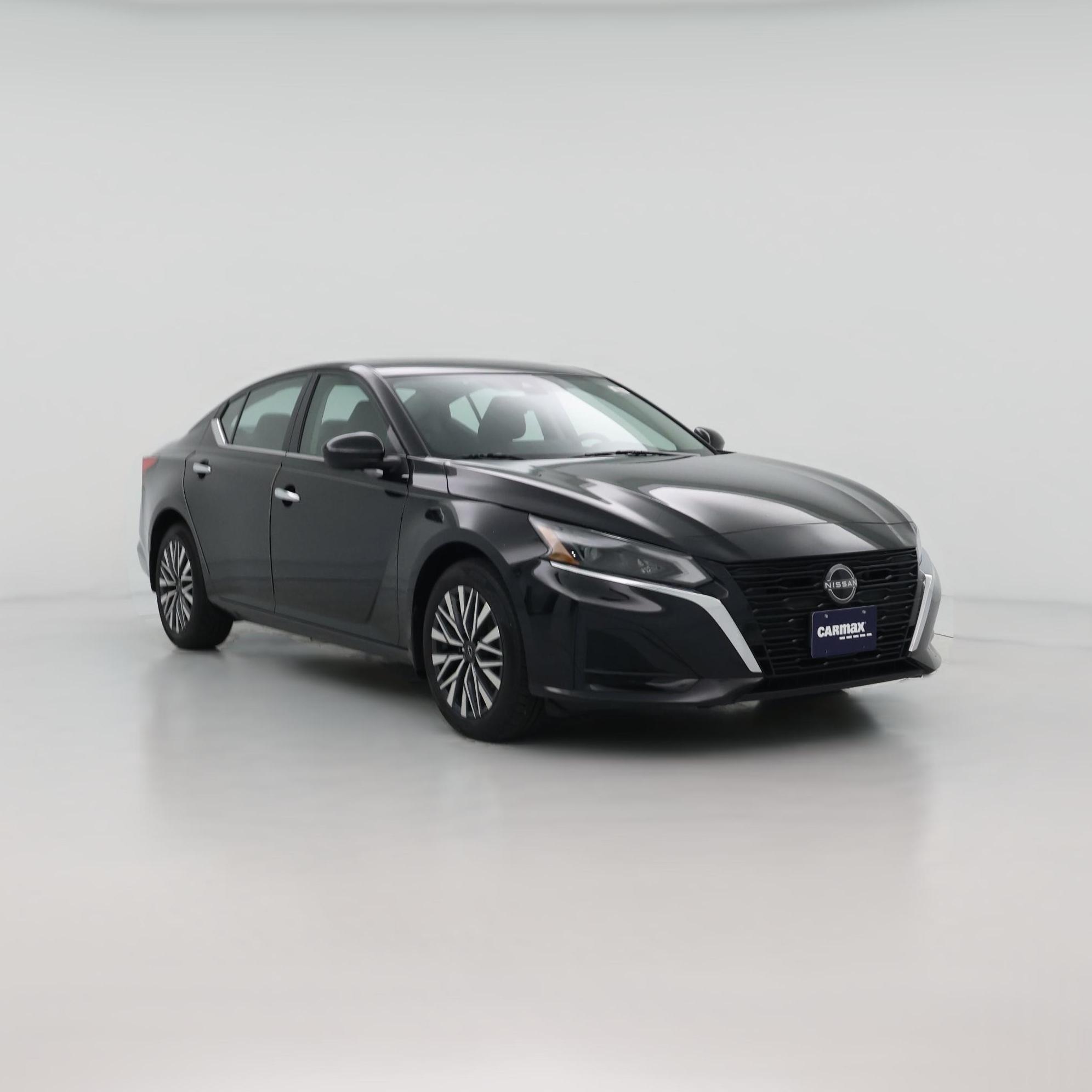 Thumbnail: 2023 Nissan Altima - 1