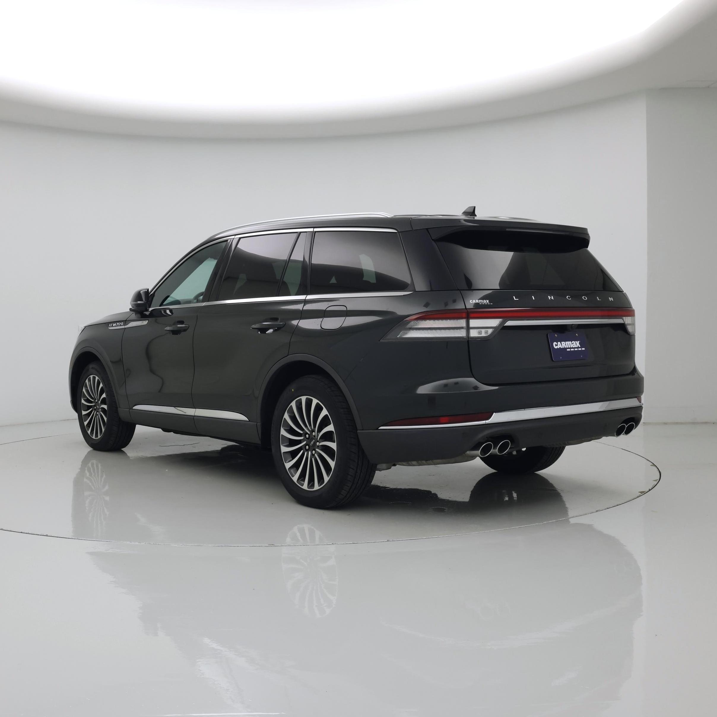 Thumbnail: 2023 Lincoln Aviator - 2