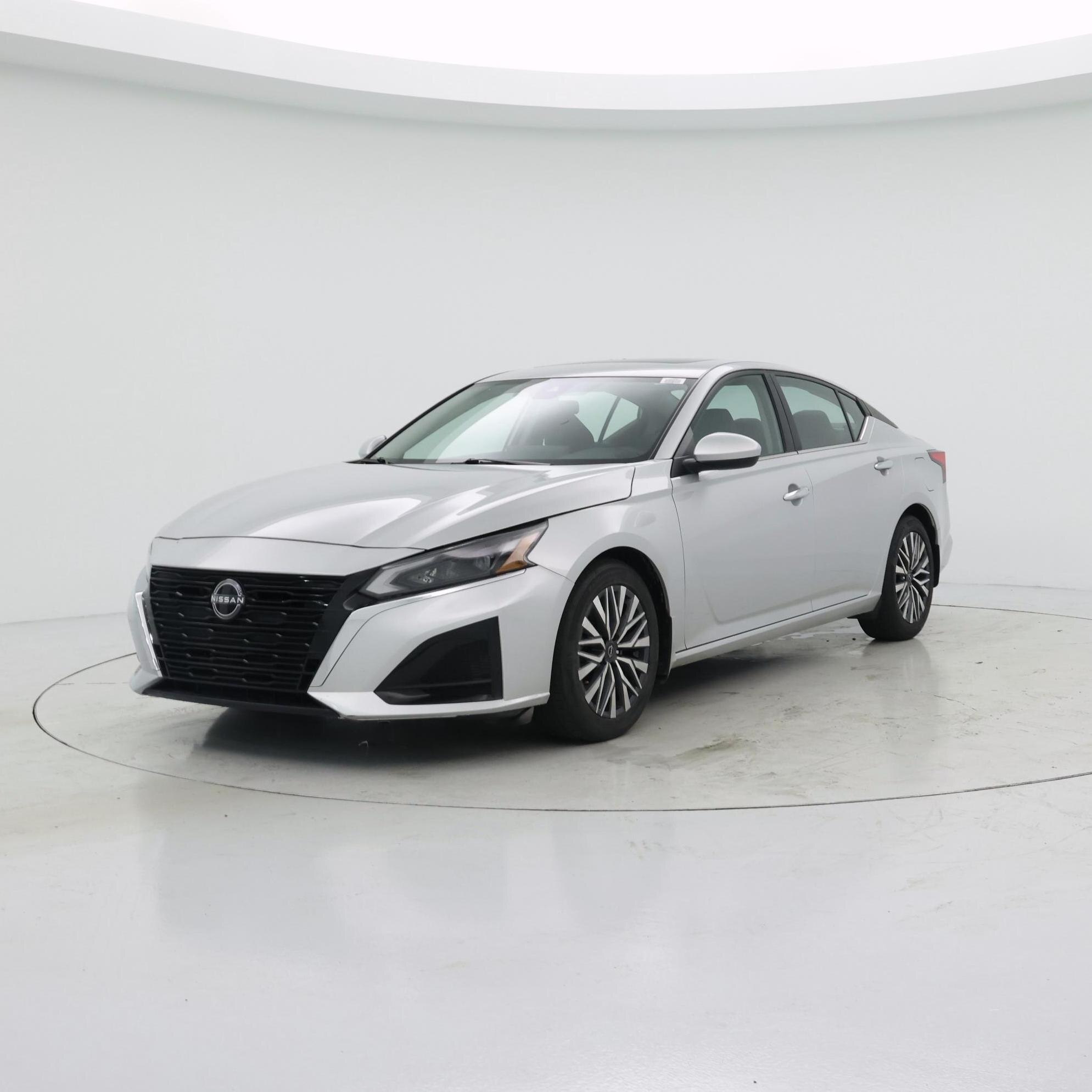 Thumbnail: 2023 Nissan Altima - 4