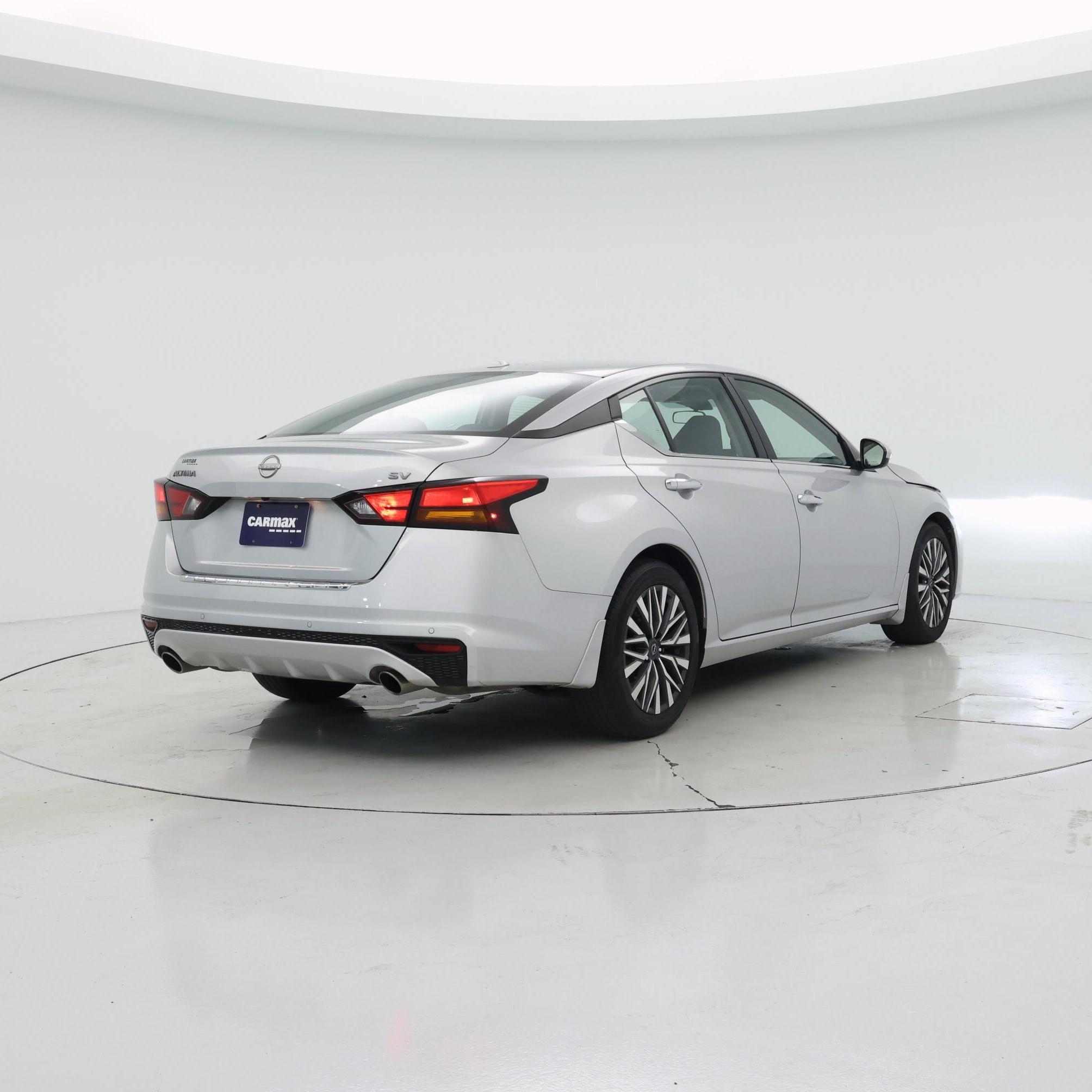 Thumbnail: 2023 Nissan Altima - 8