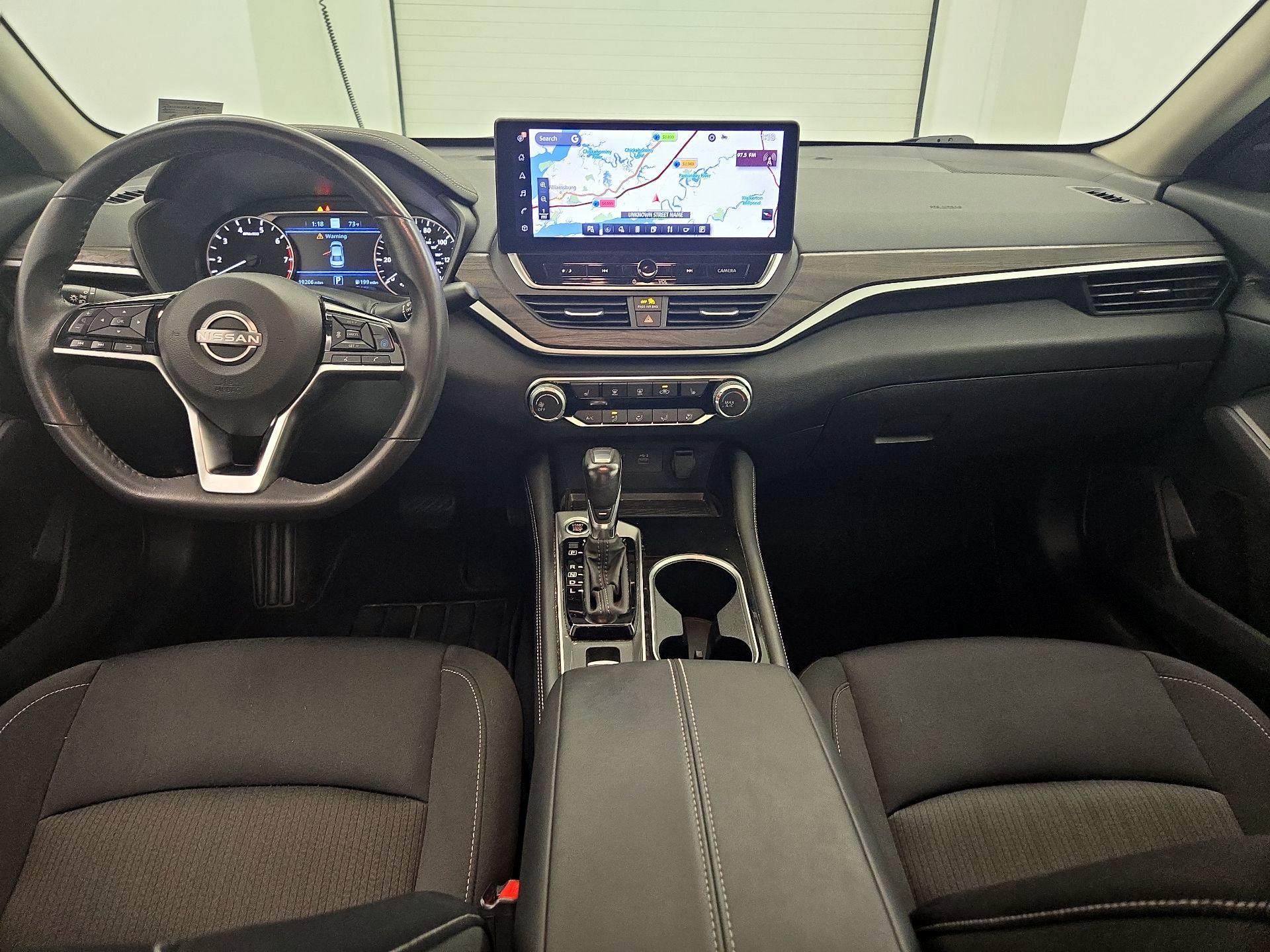 Thumbnail: 2024 Nissan Altima - 9