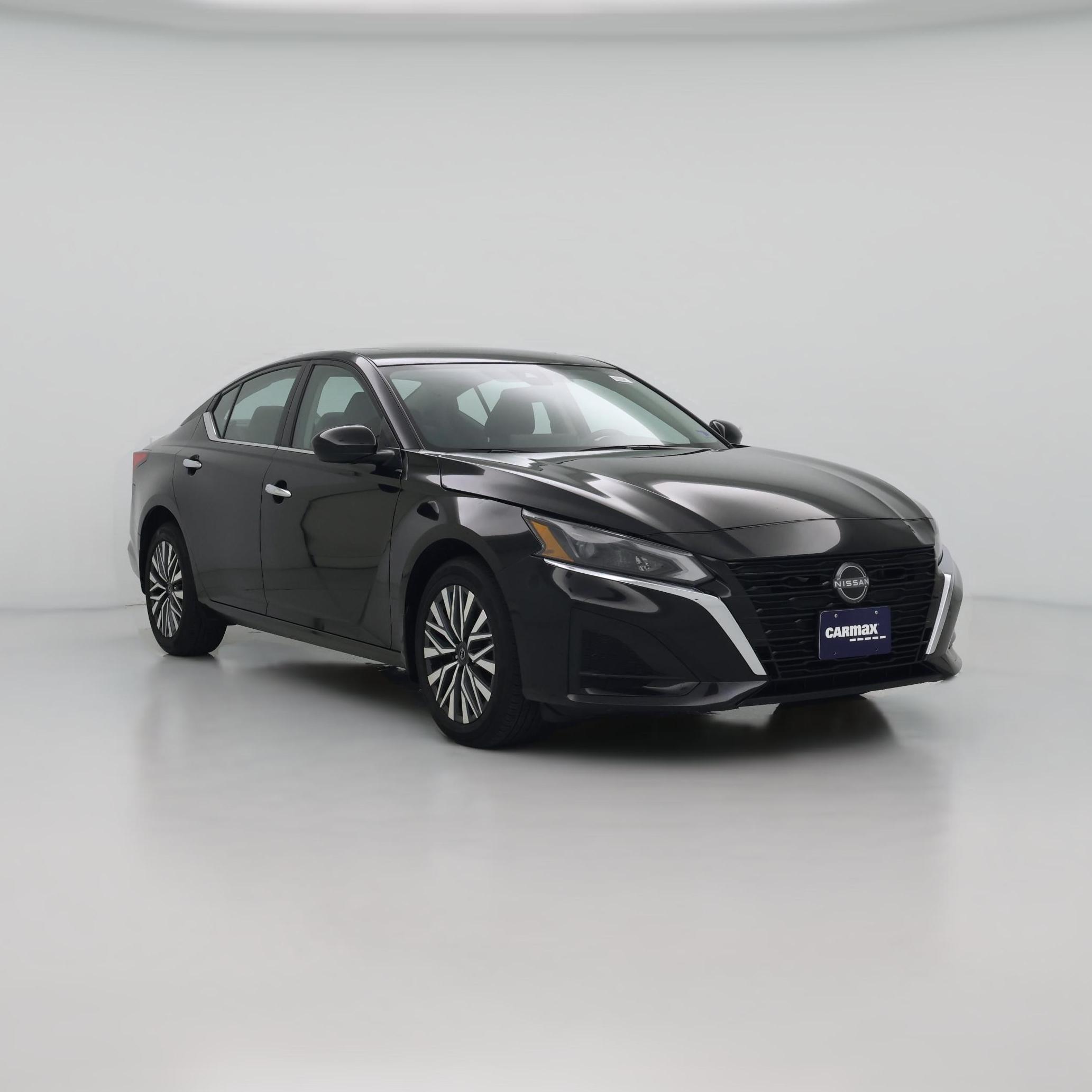 Thumbnail: 2024 Nissan Altima - 1