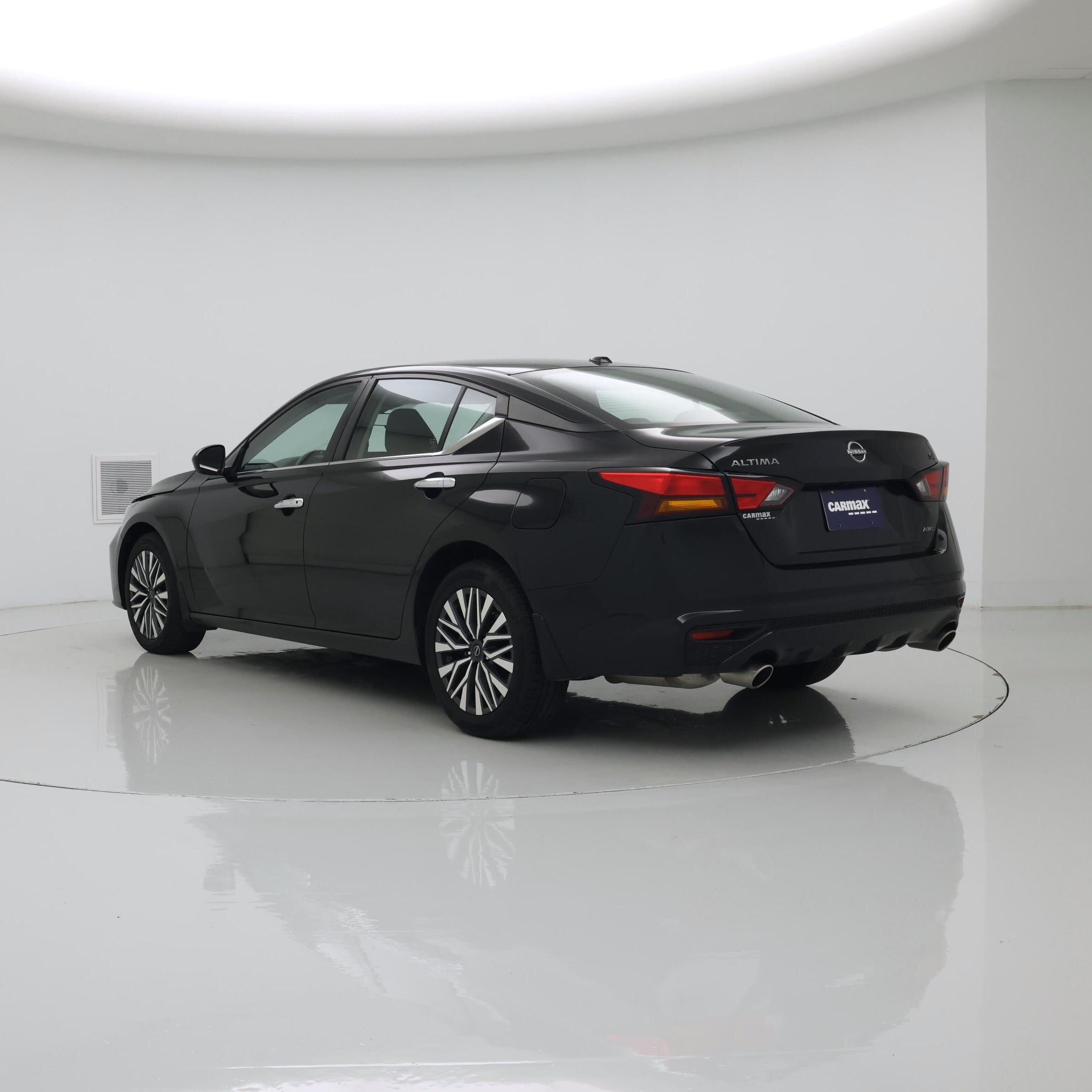 Thumbnail: 2024 Nissan Altima - 2