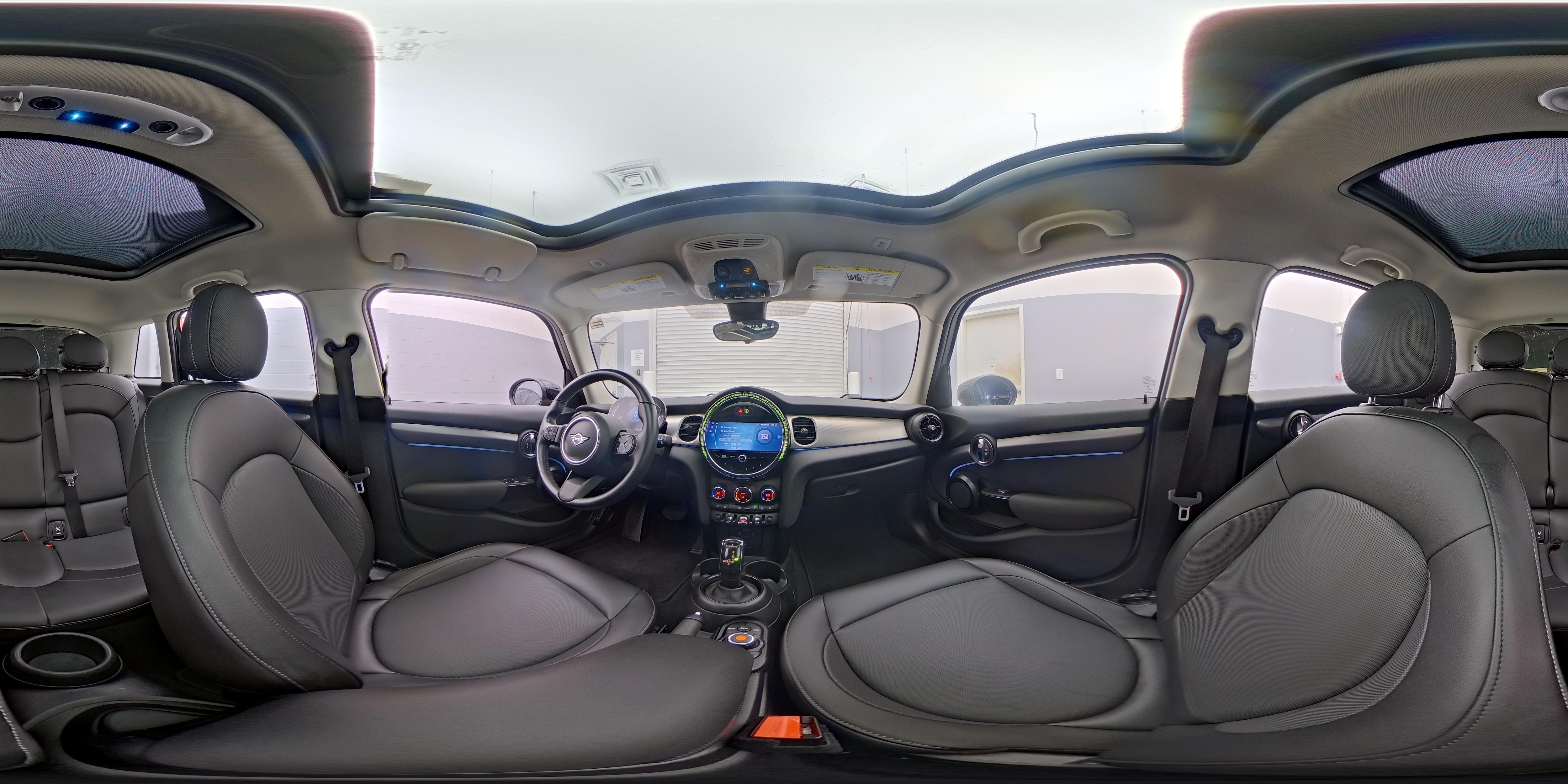 2022 MINI Hardtop 4 Door Base - Photo 25