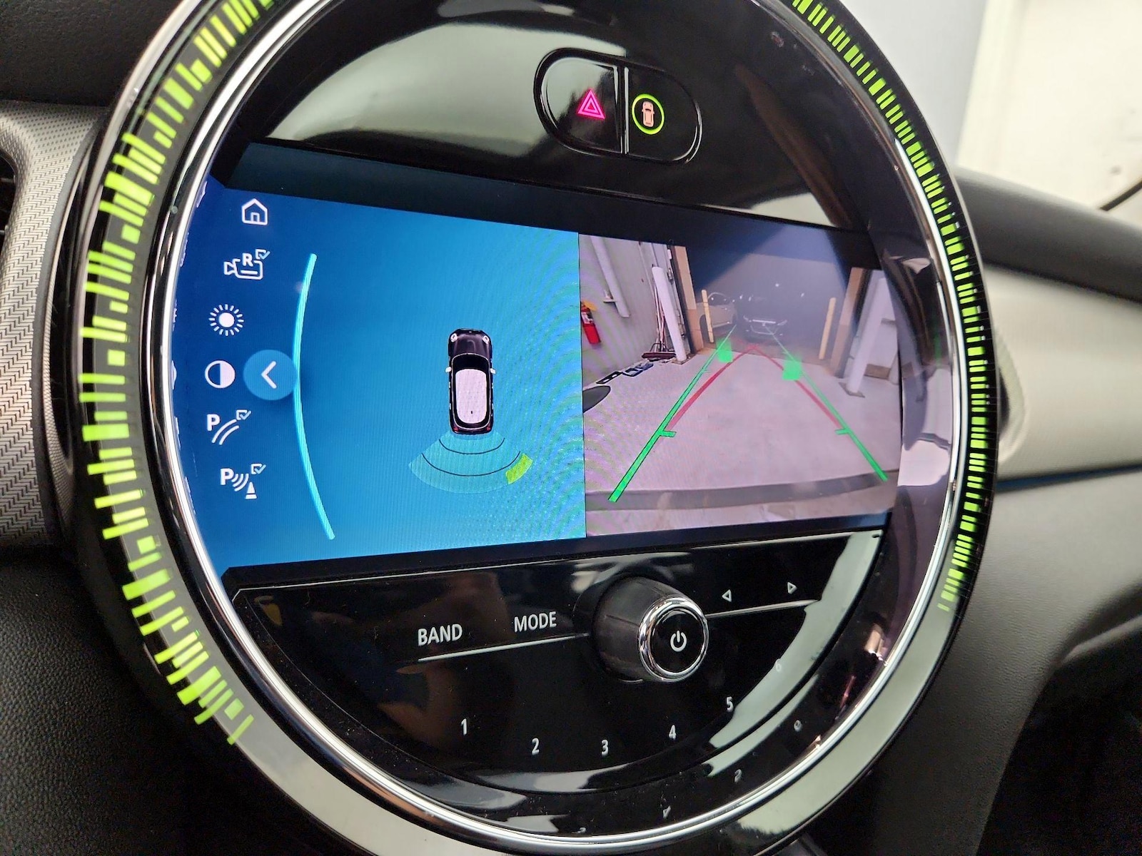 2022 MINI Hardtop 4 Door Base - Photo 15