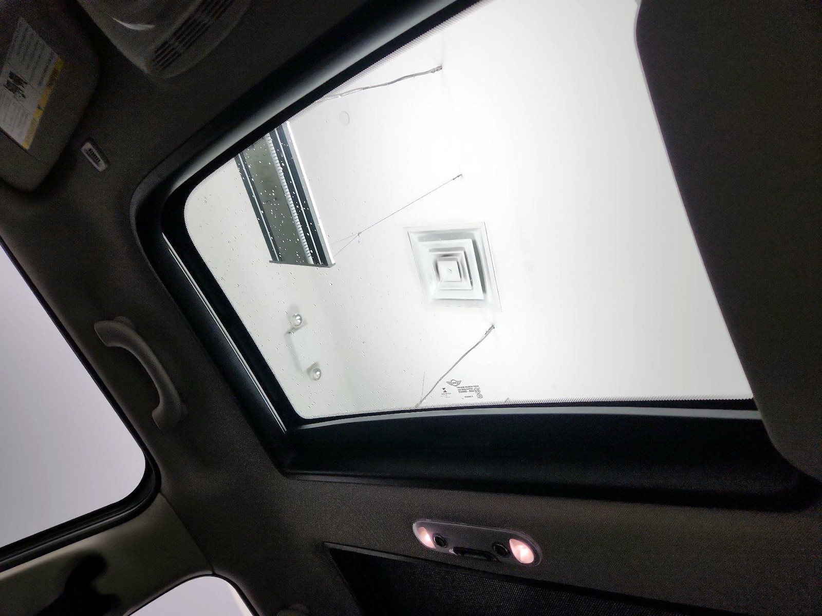 2022 MINI Hardtop 4 Door Base - Photo 20