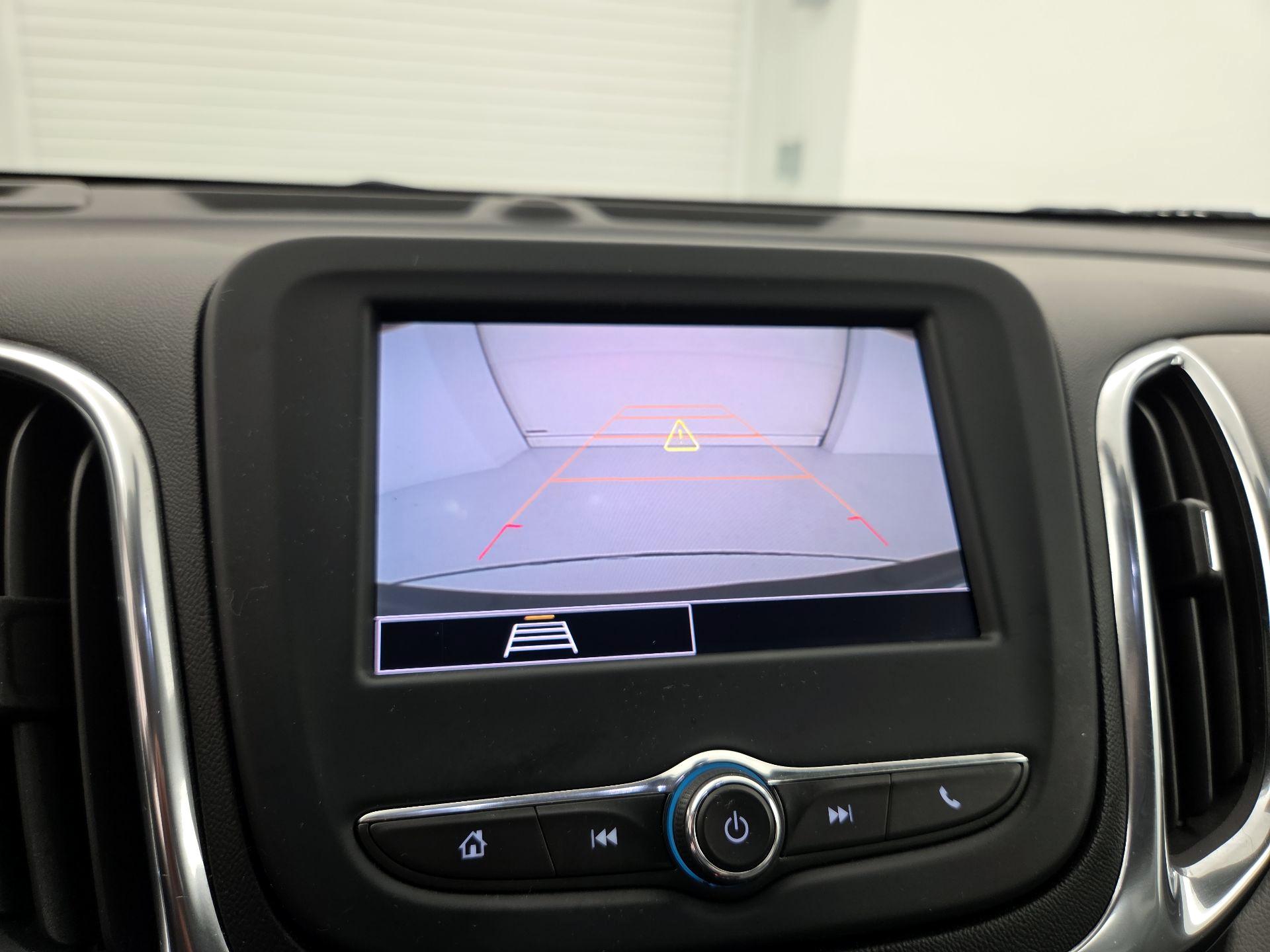 Thumbnail: 2022 Chevrolet Equinox - 14