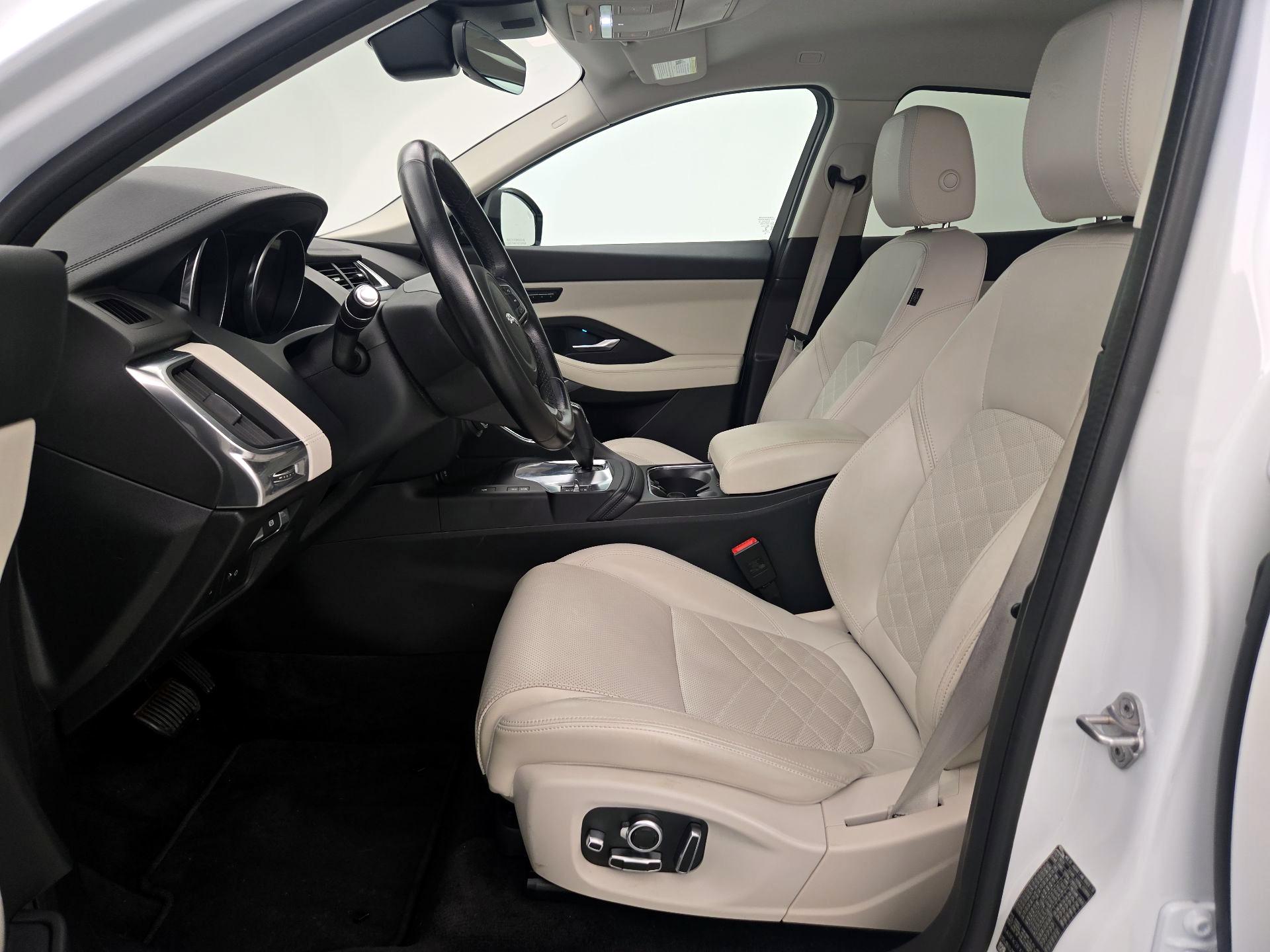 Thumbnail: 2020 Jaguar E-Pace - 11