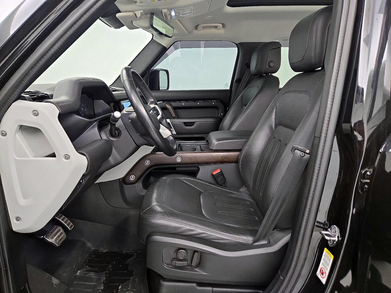 2020 Land Rover Defender SE - Photo 12