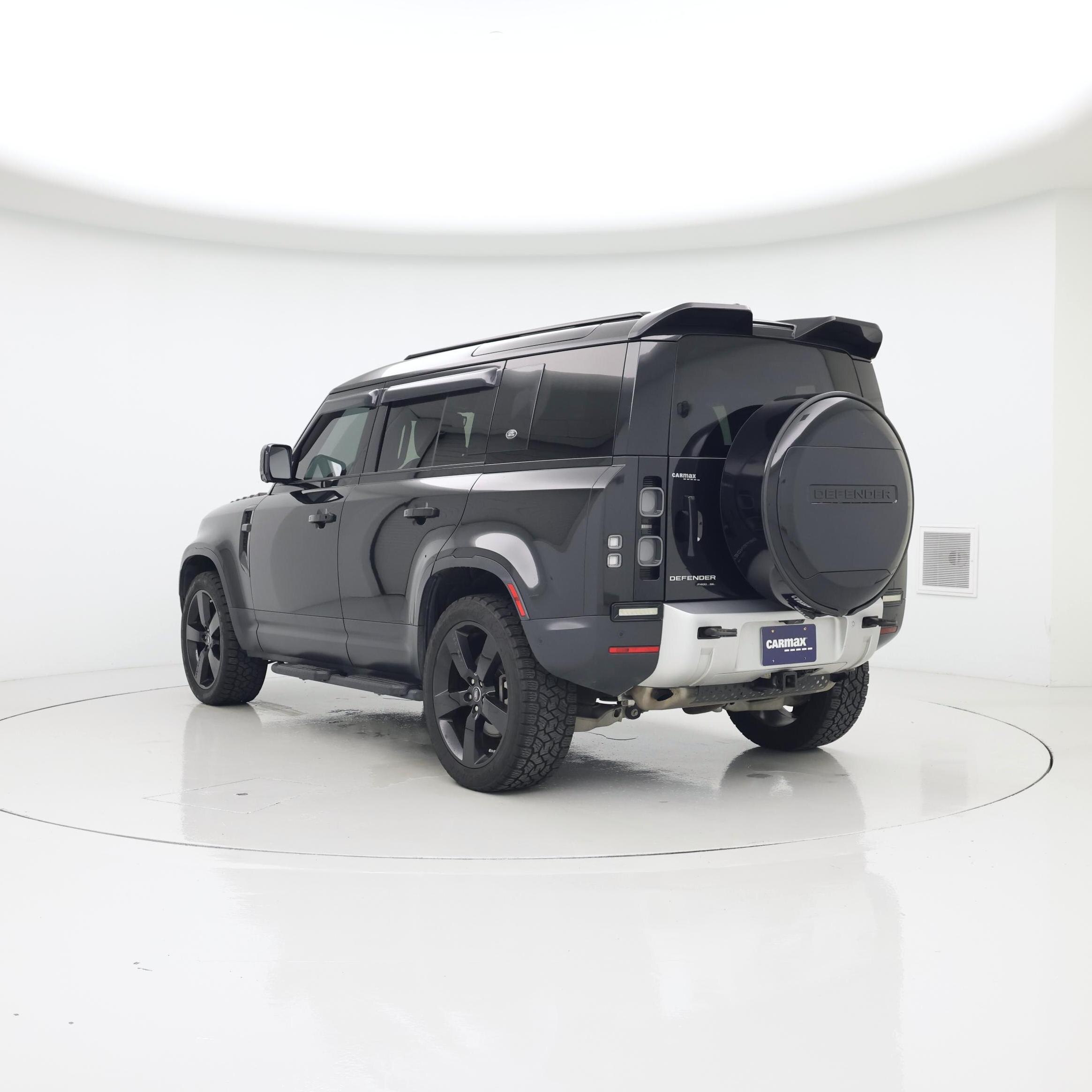 Thumbnail: 2020 Land Rover Defender - 2