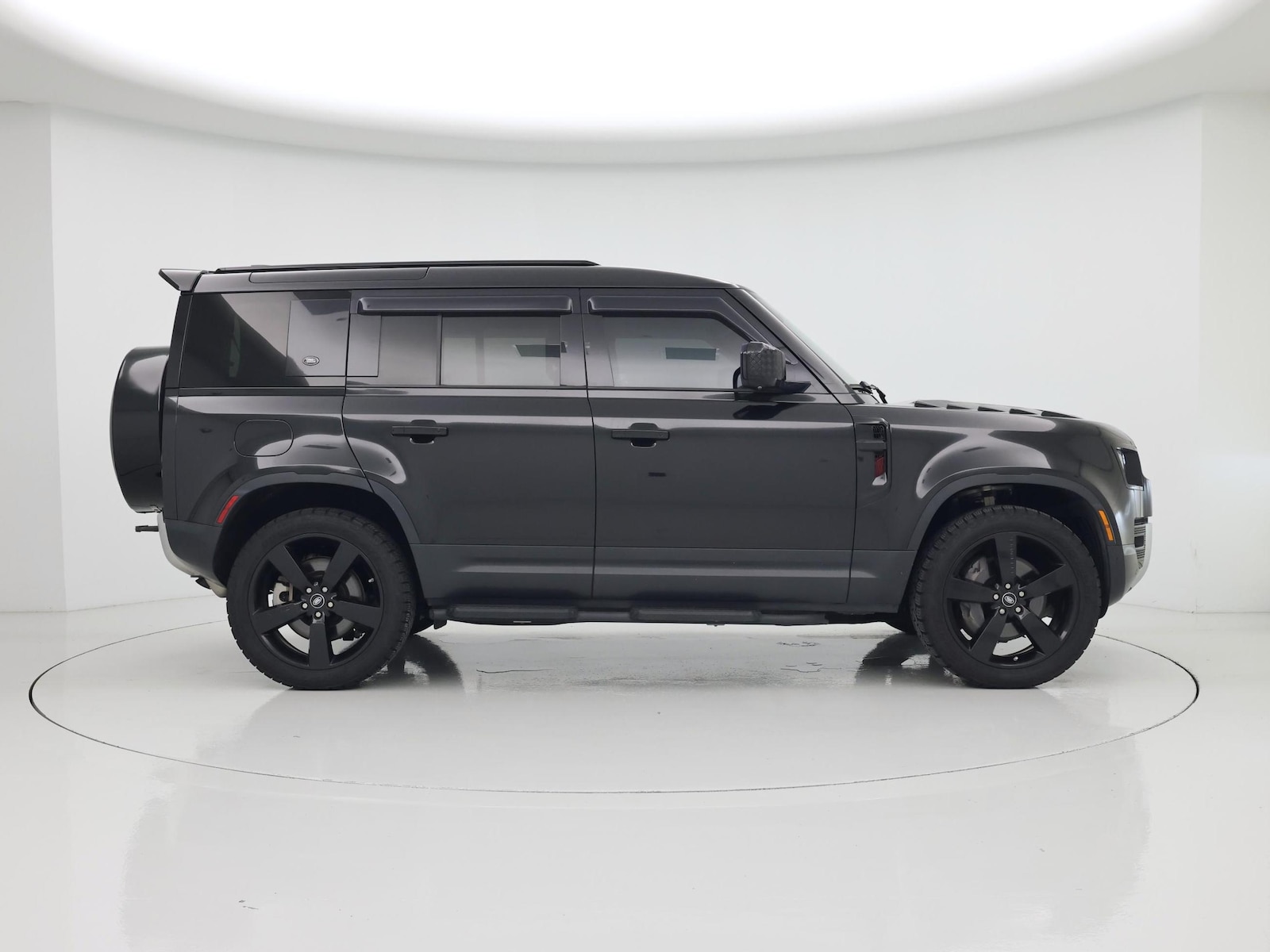 2020 Land Rover Defender SE - Photo 8