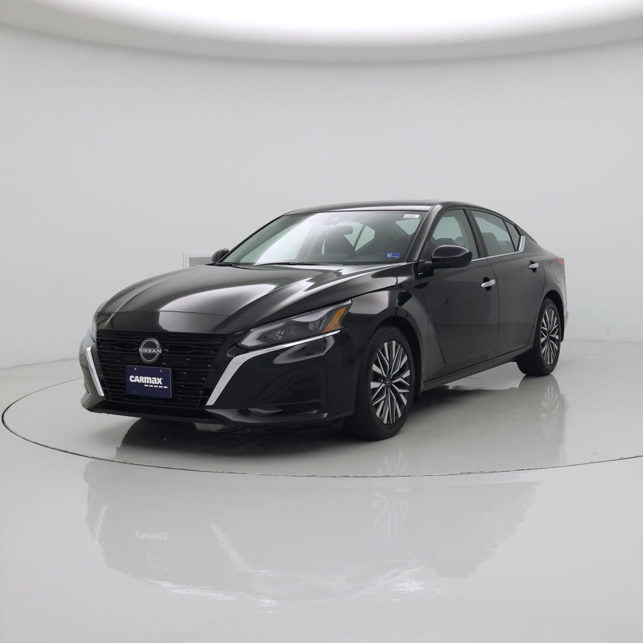Thumbnail: 2023 Nissan Altima - 4