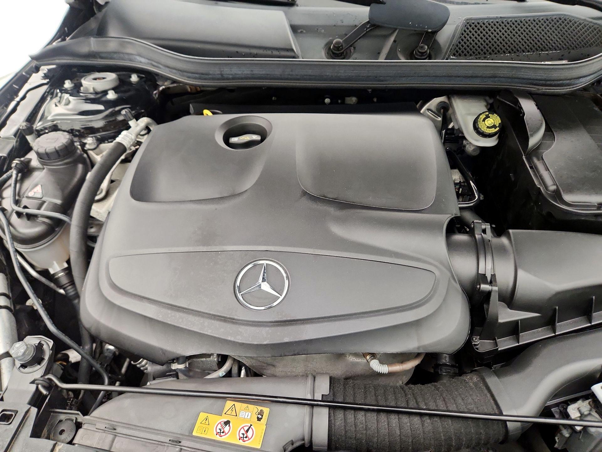 Thumbnail: 2020 Mercedes-Benz GLA - 20