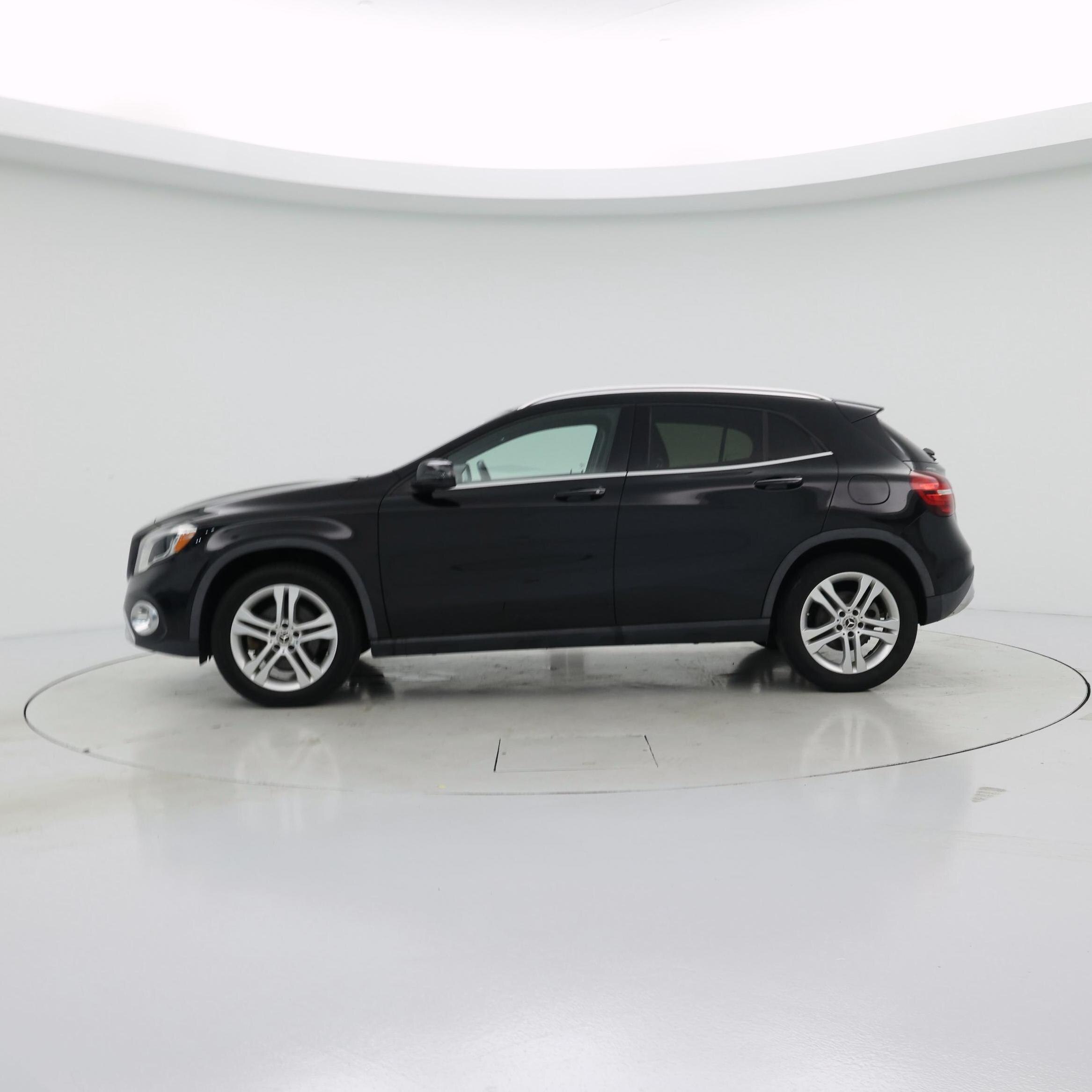 Thumbnail: 2020 Mercedes-Benz GLA - 3