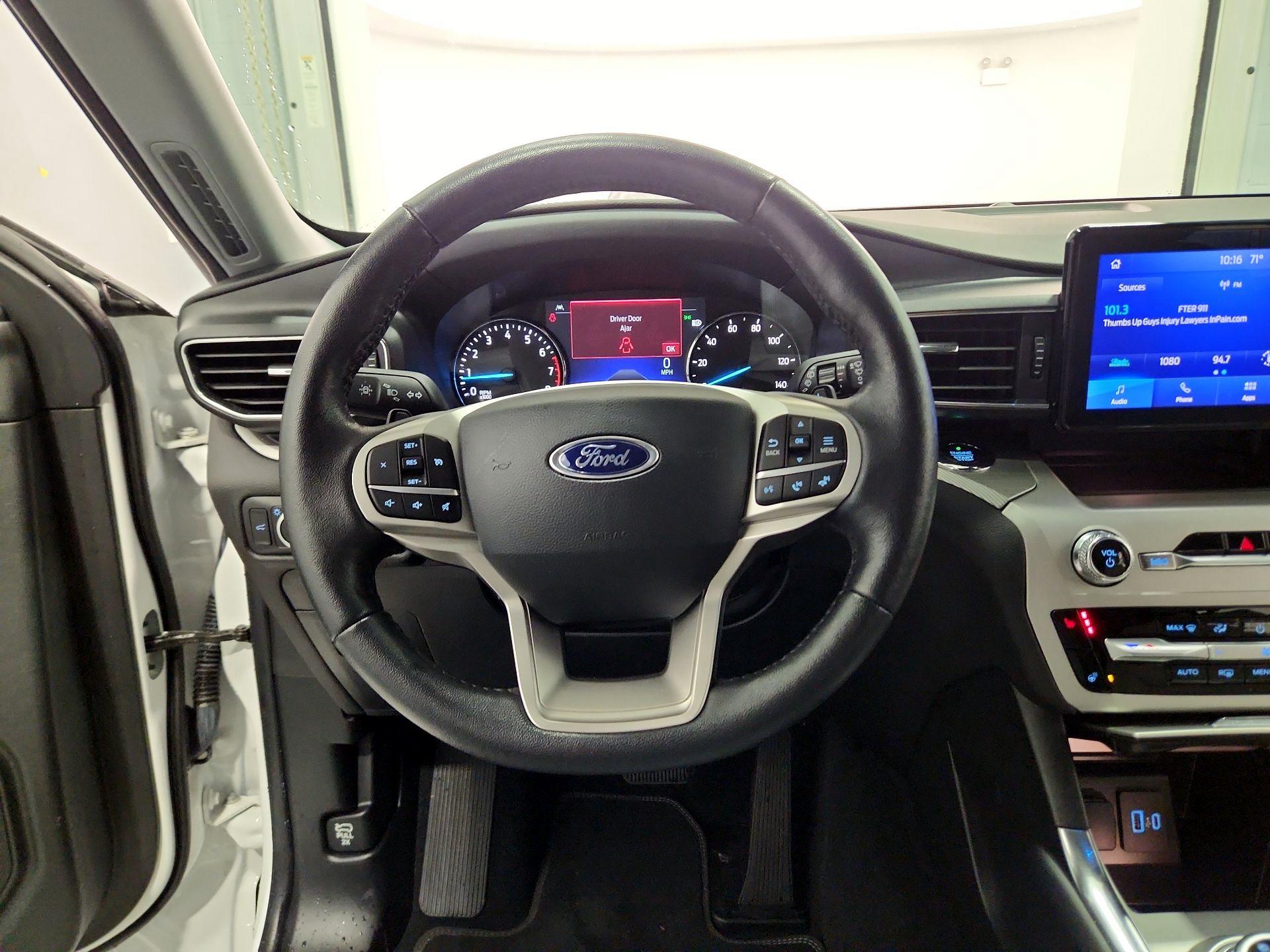 Thumbnail: 2021 Ford Explorer - 10